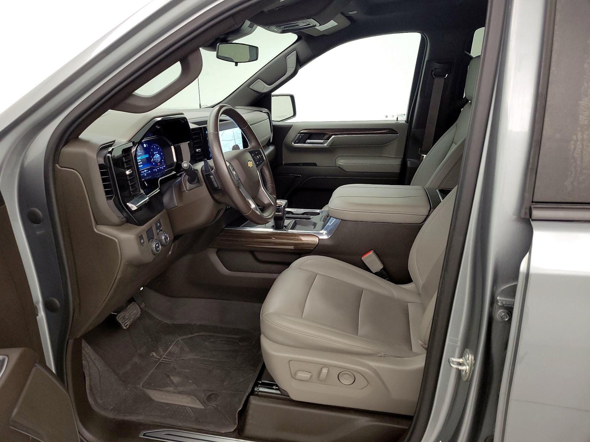 Thumbnail: 2023 Chevrolet Silverado 1500 - 11