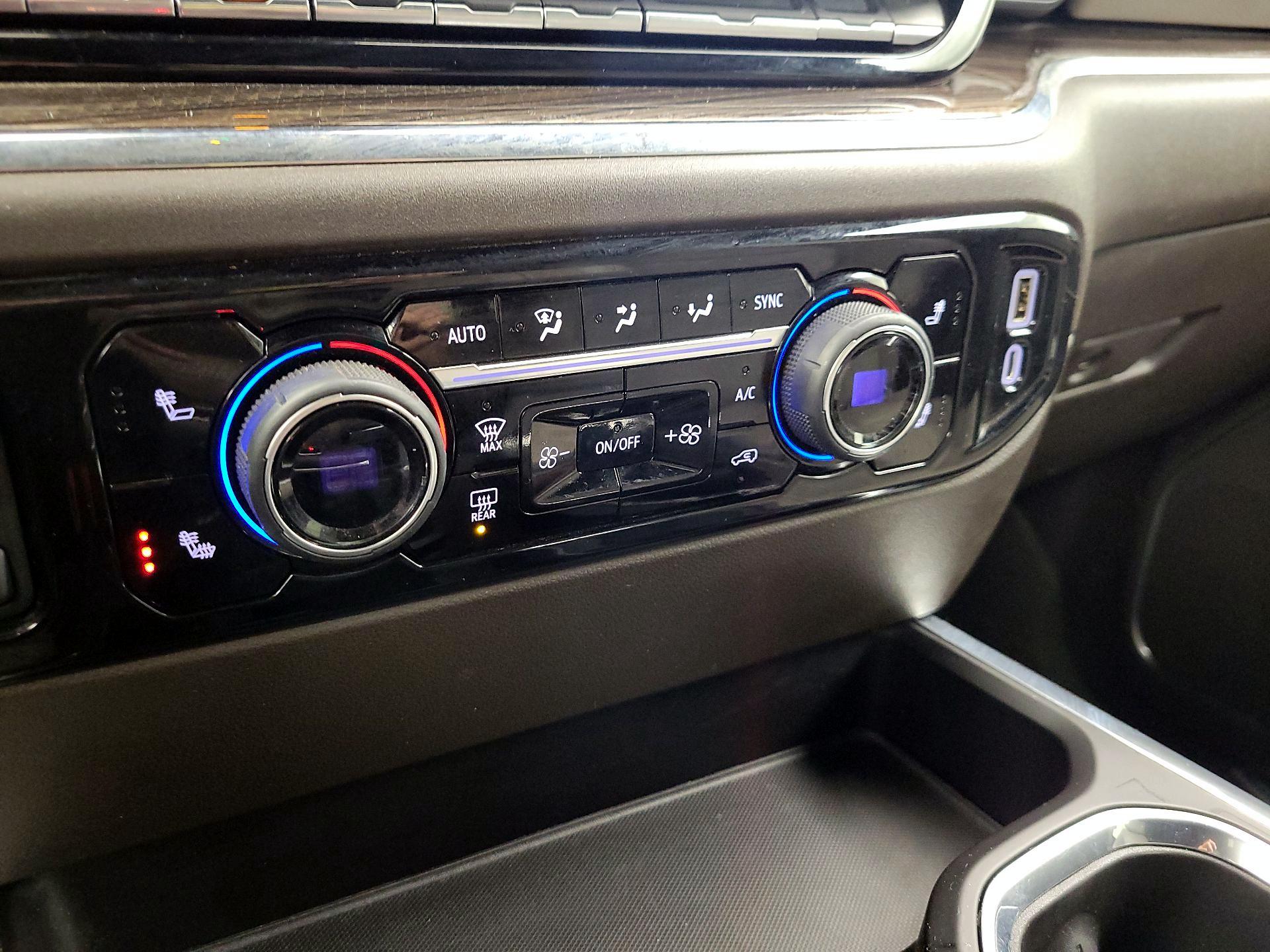 Thumbnail: 2023 Chevrolet Silverado 1500 - 17