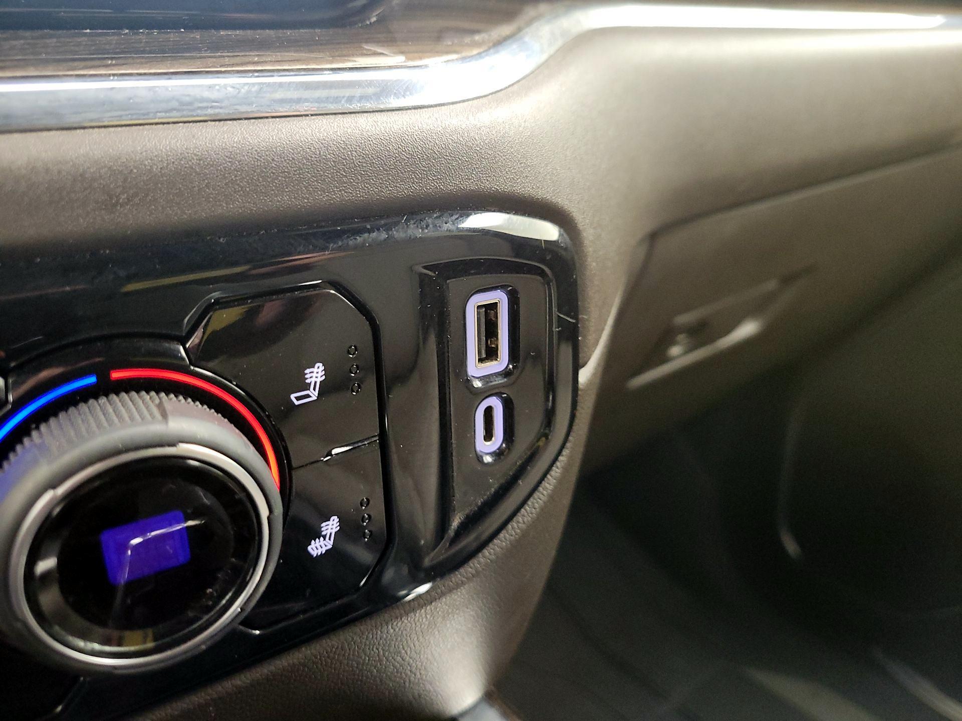 Thumbnail: 2023 Chevrolet Silverado 1500 - 19