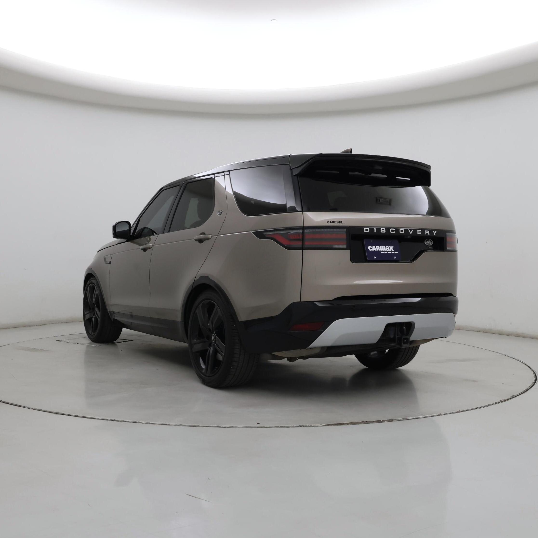 Thumbnail: 2023 Land Rover Discovery - 2