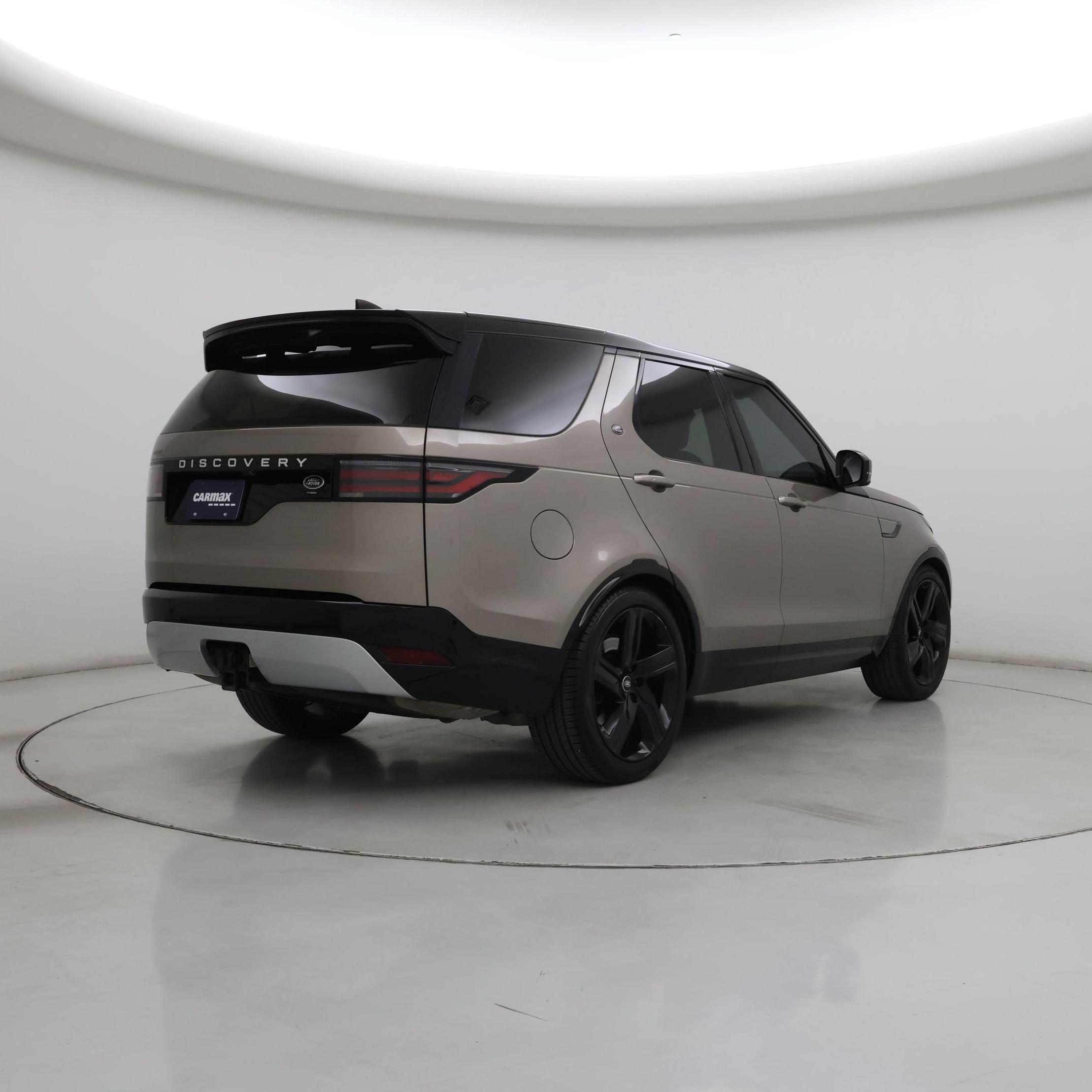 Thumbnail: 2023 Land Rover Discovery - 8