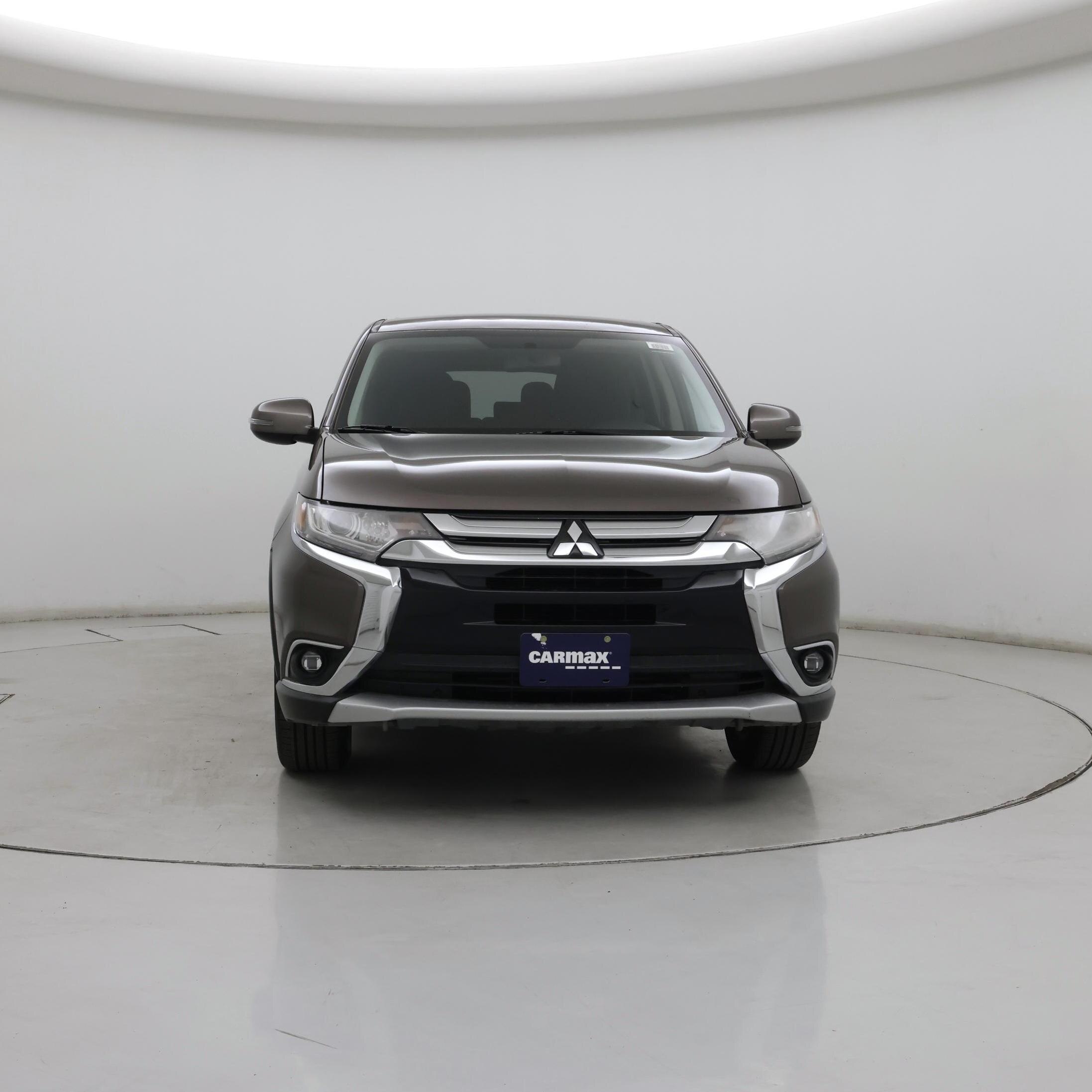 Thumbnail: 2016 Mitsubishi Outlander - 5