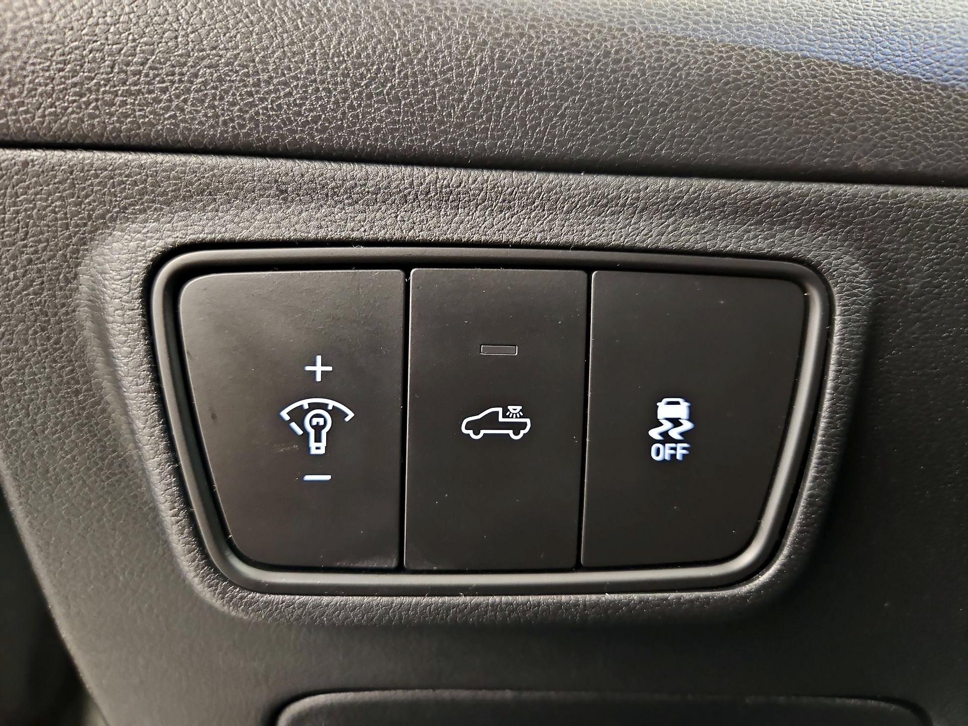 Thumbnail: 2022 Hyundai Santa Cruz - 13