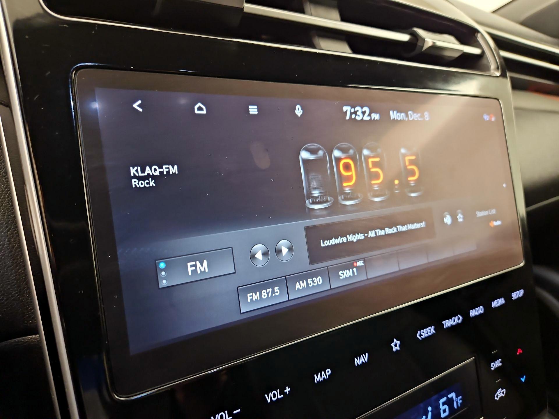 Thumbnail: 2022 Hyundai Santa Cruz - 16