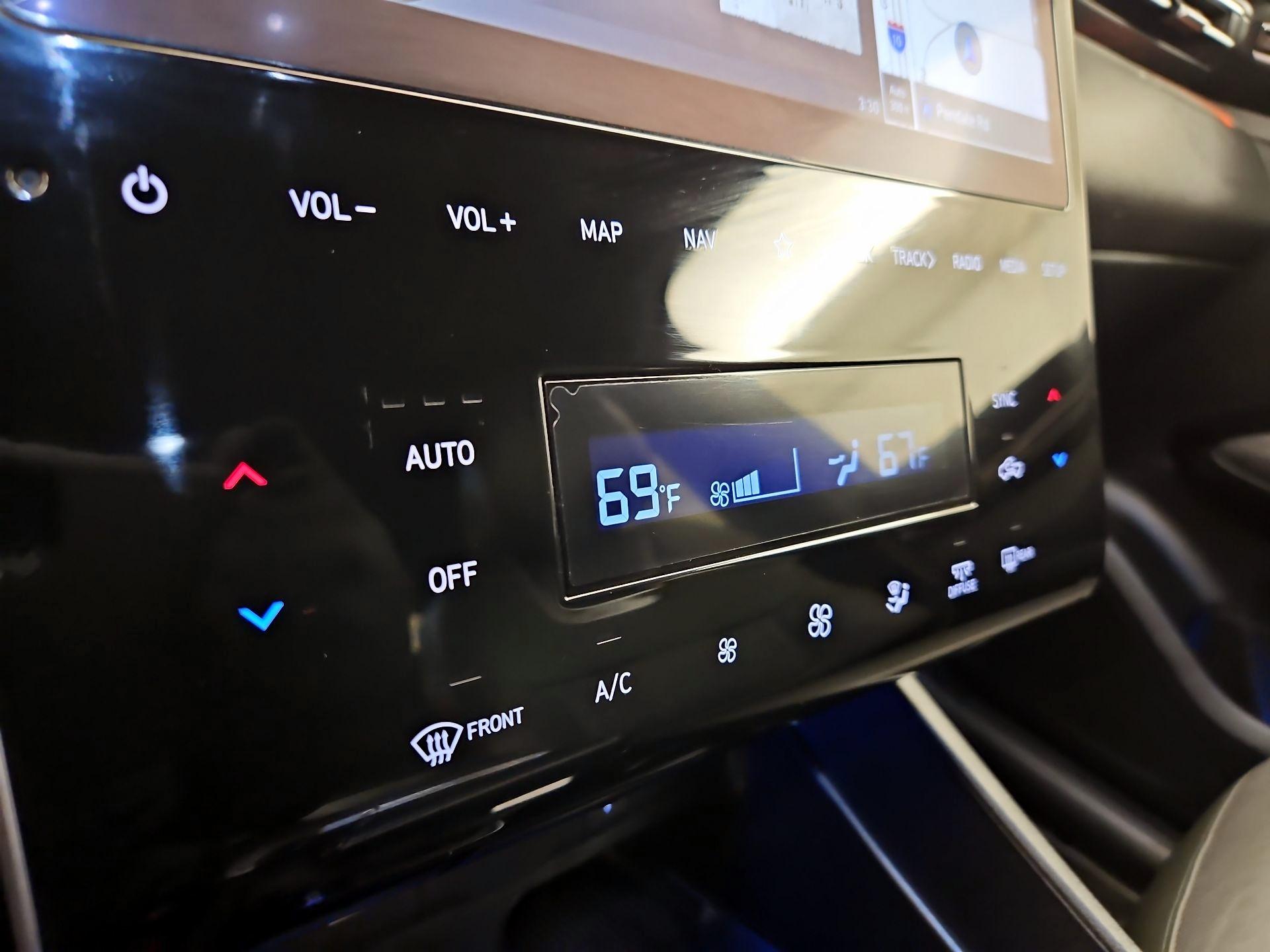 Thumbnail: 2022 Hyundai Santa Cruz - 17