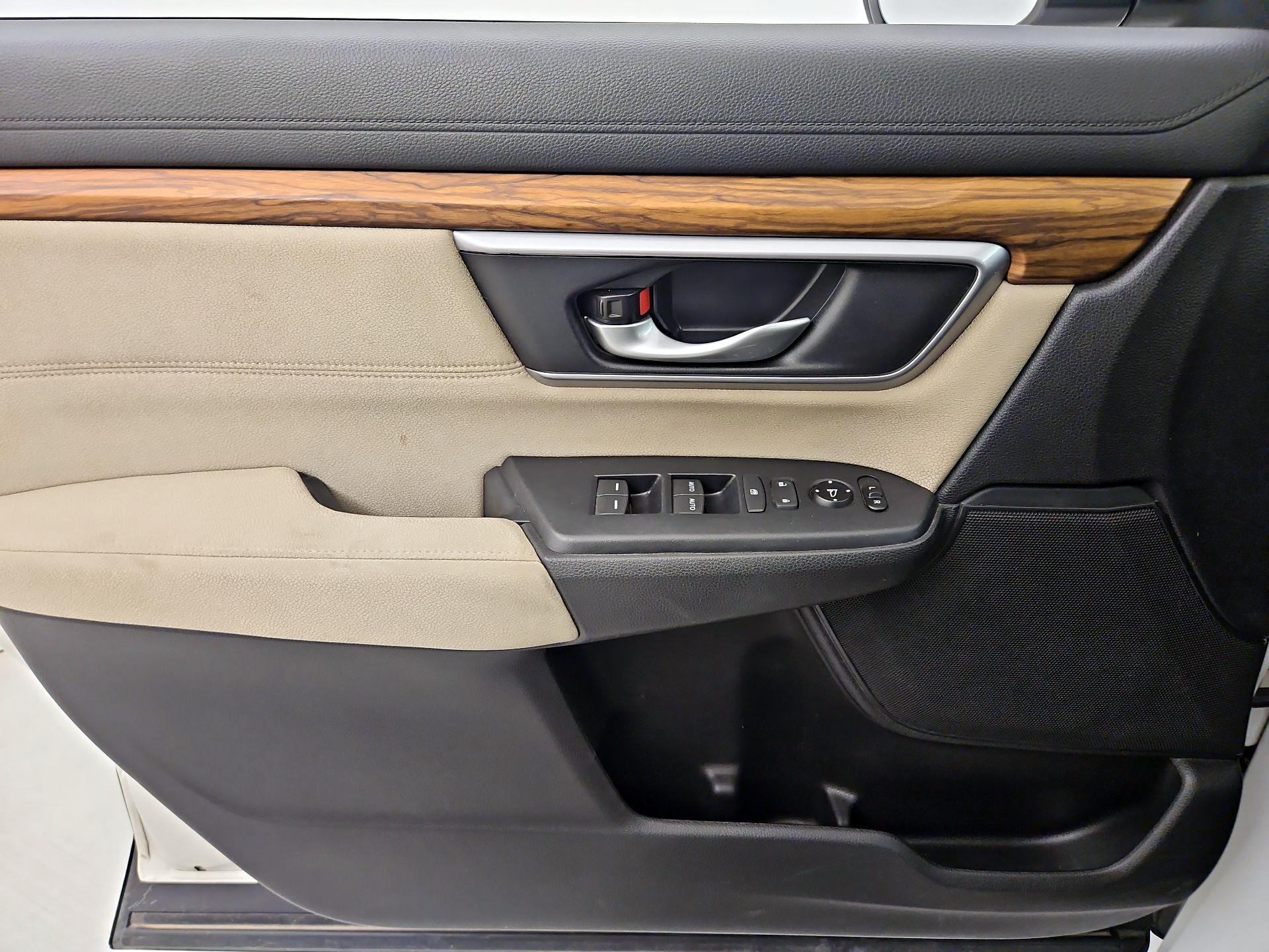 Thumbnail: 2017 Honda CR-V - 12