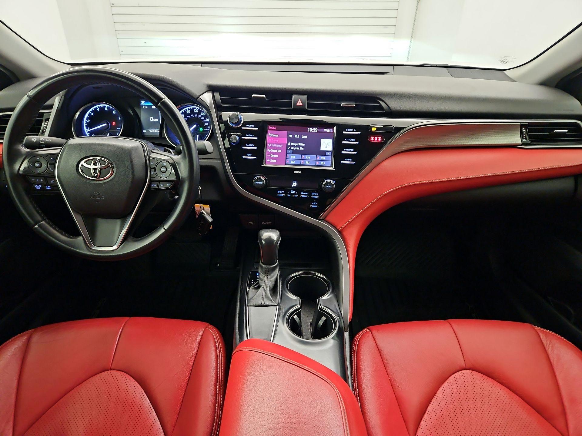 Thumbnail: 2020 Toyota Camry - 9