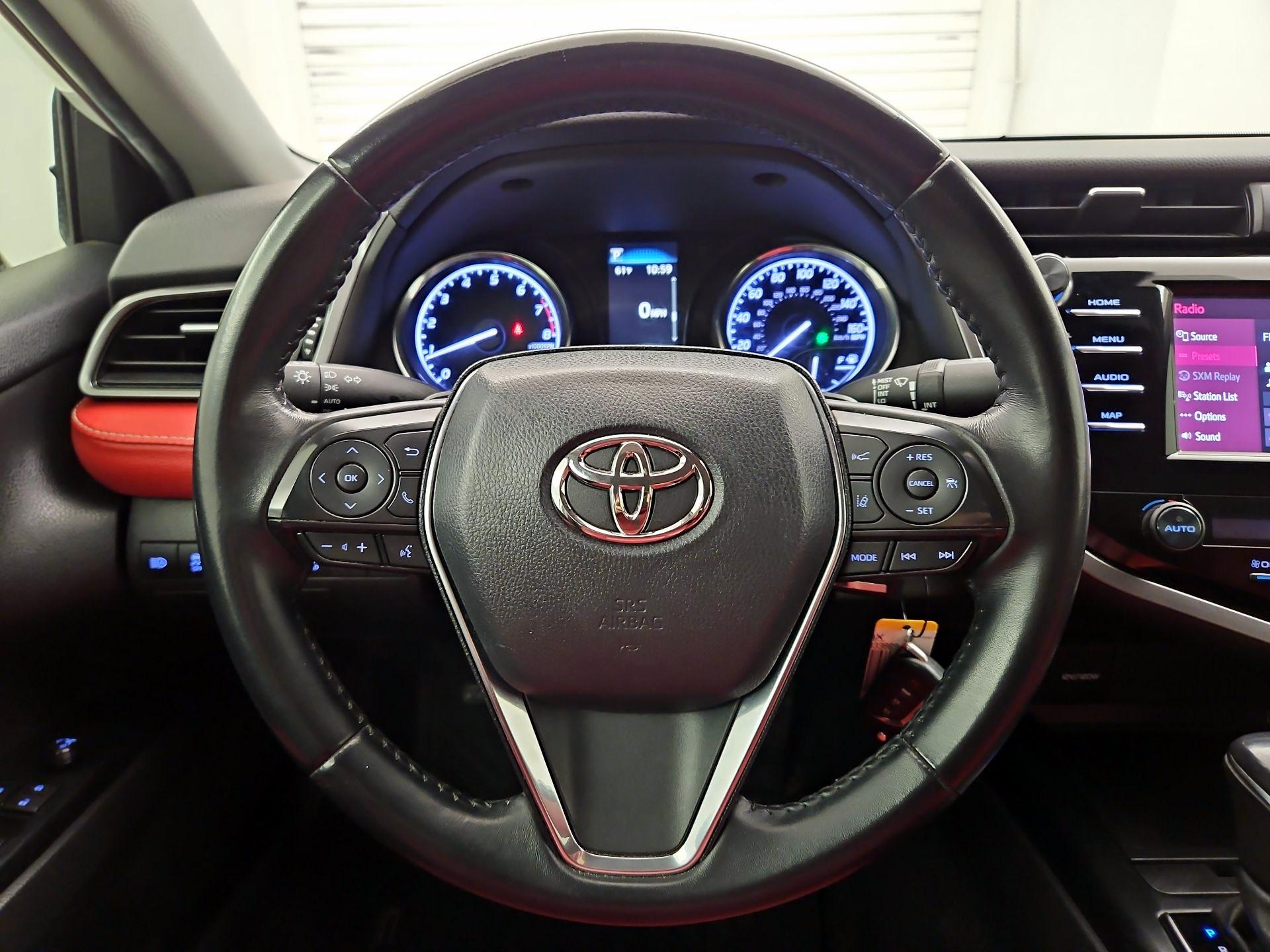 Thumbnail: 2020 Toyota Camry - 10