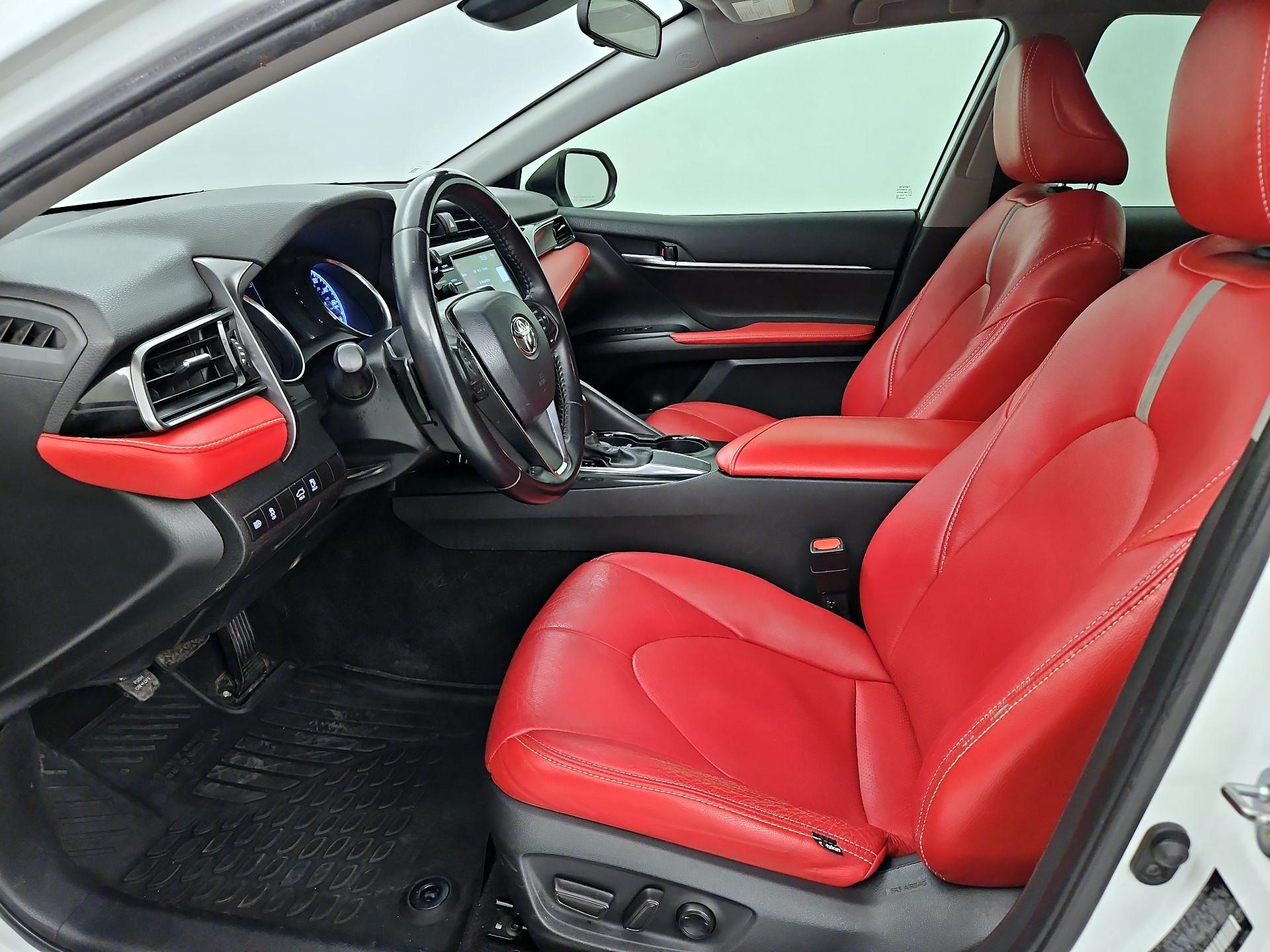 Thumbnail: 2020 Toyota Camry - 11