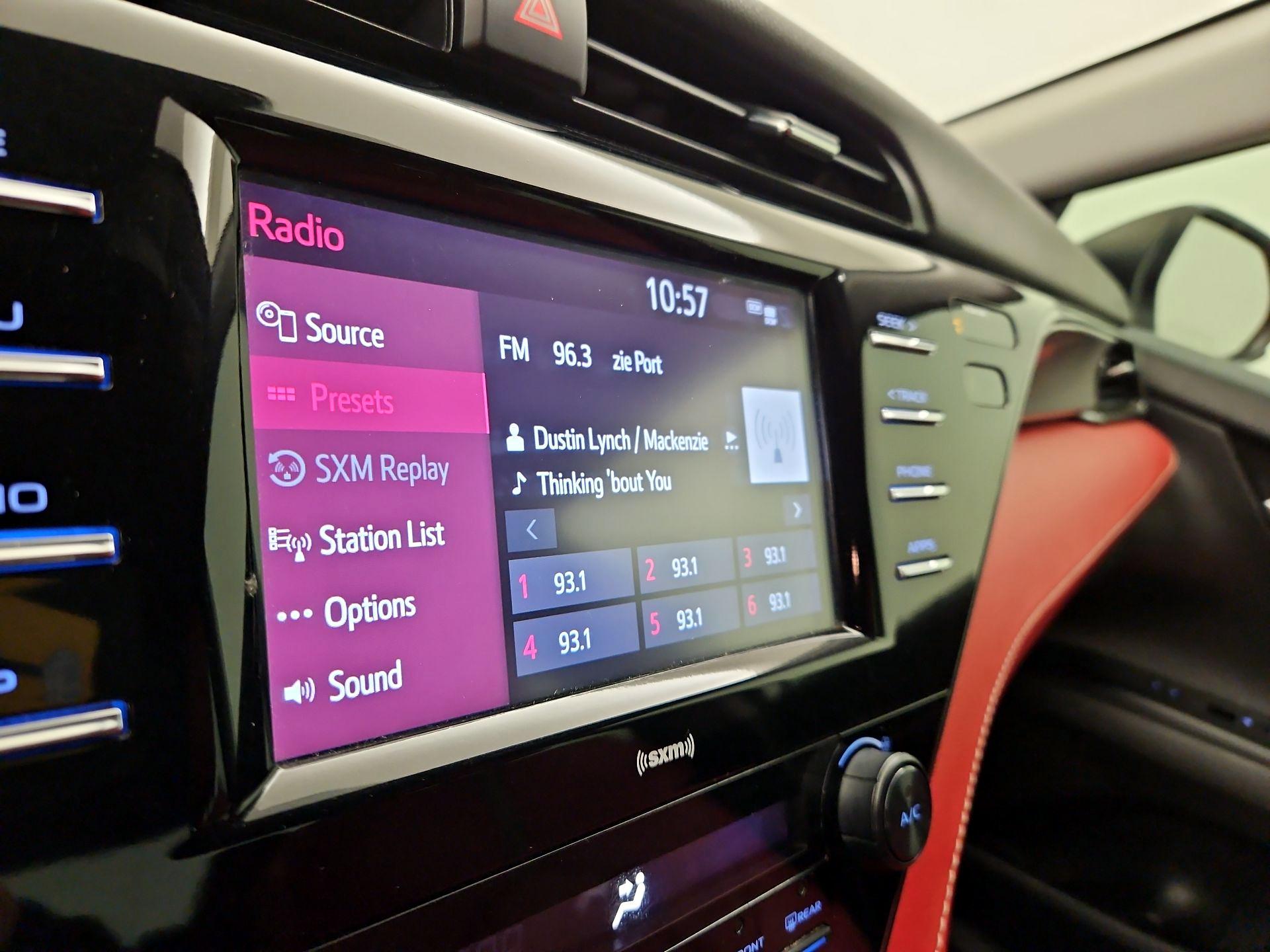 Thumbnail: 2020 Toyota Camry - 15