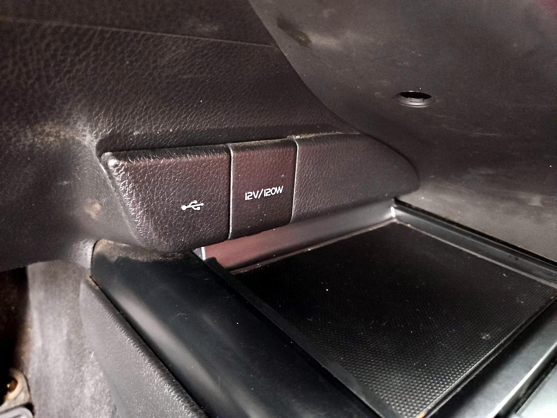 Thumbnail: 2020 Toyota Camry - 18