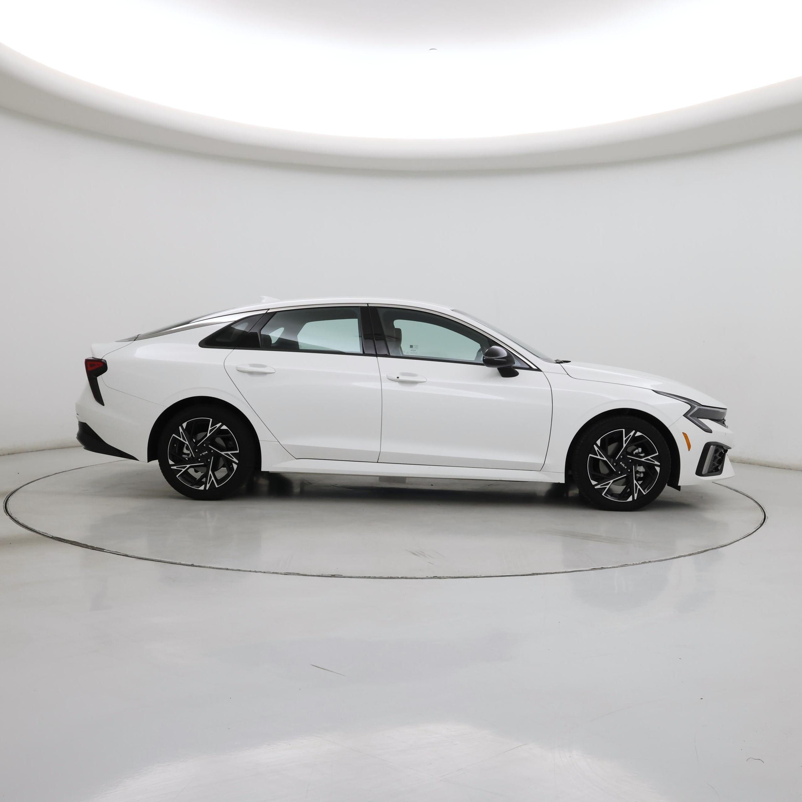 Thumbnail: 2026 Kia K5 - 7