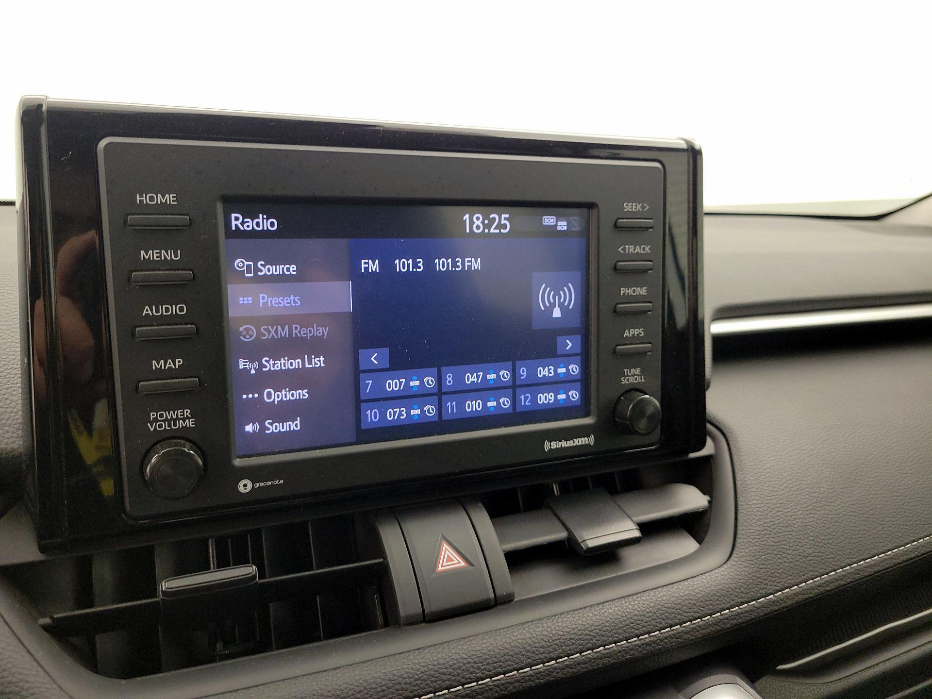 Thumbnail: 2022 Toyota RAV4 - 13