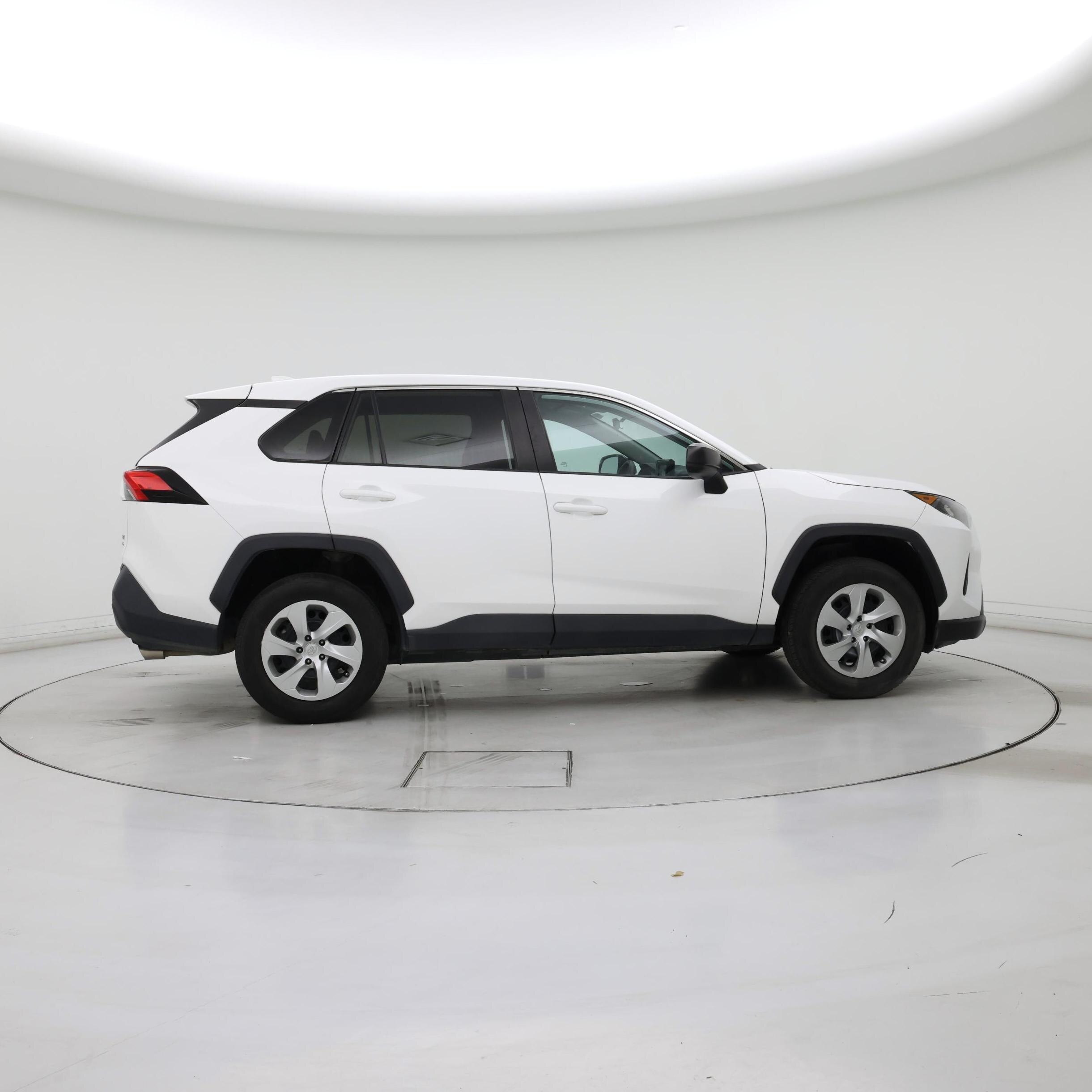 Thumbnail: 2022 Toyota RAV4 - 7