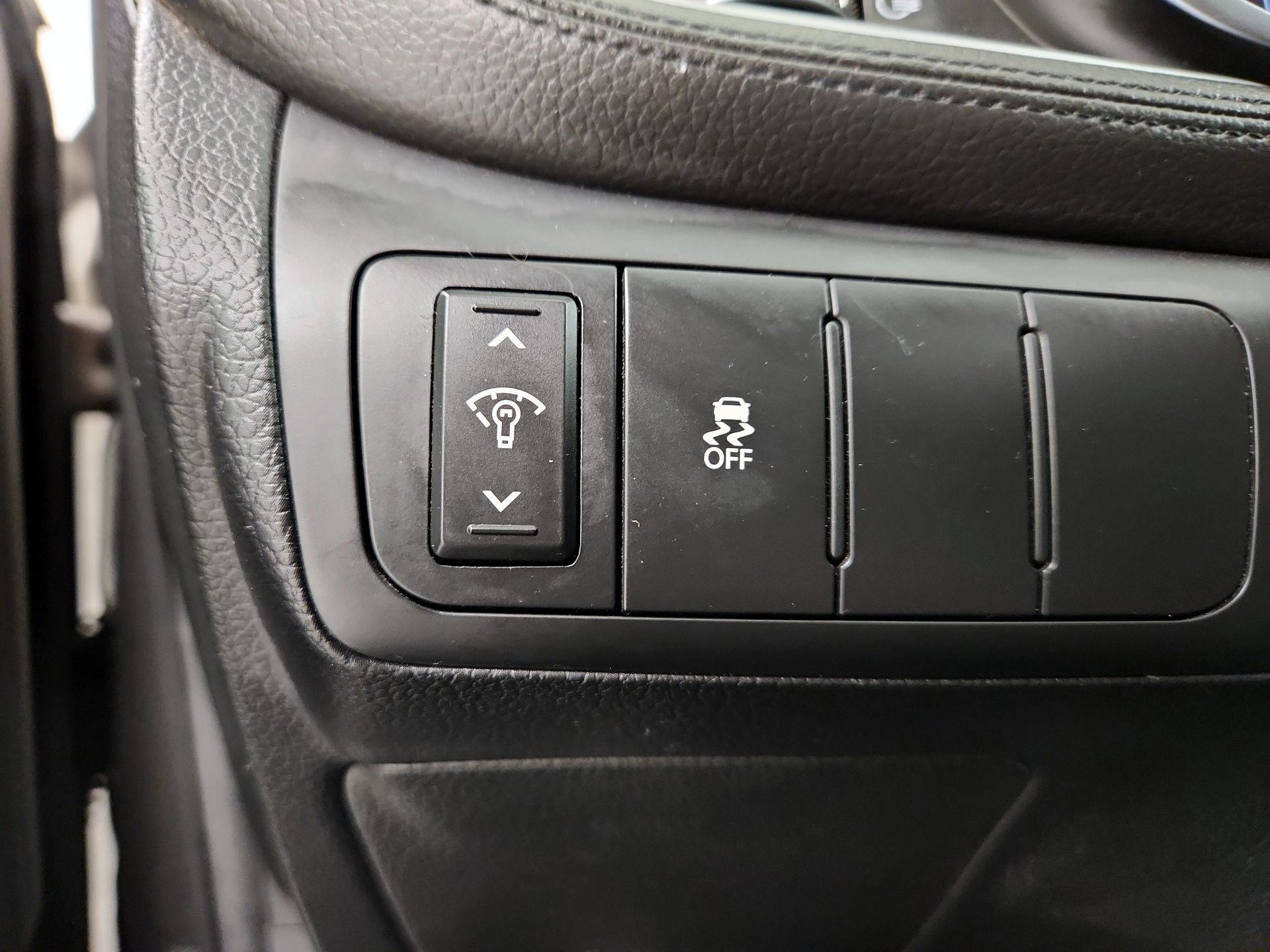 Thumbnail: 2015 Kia Optima - 13