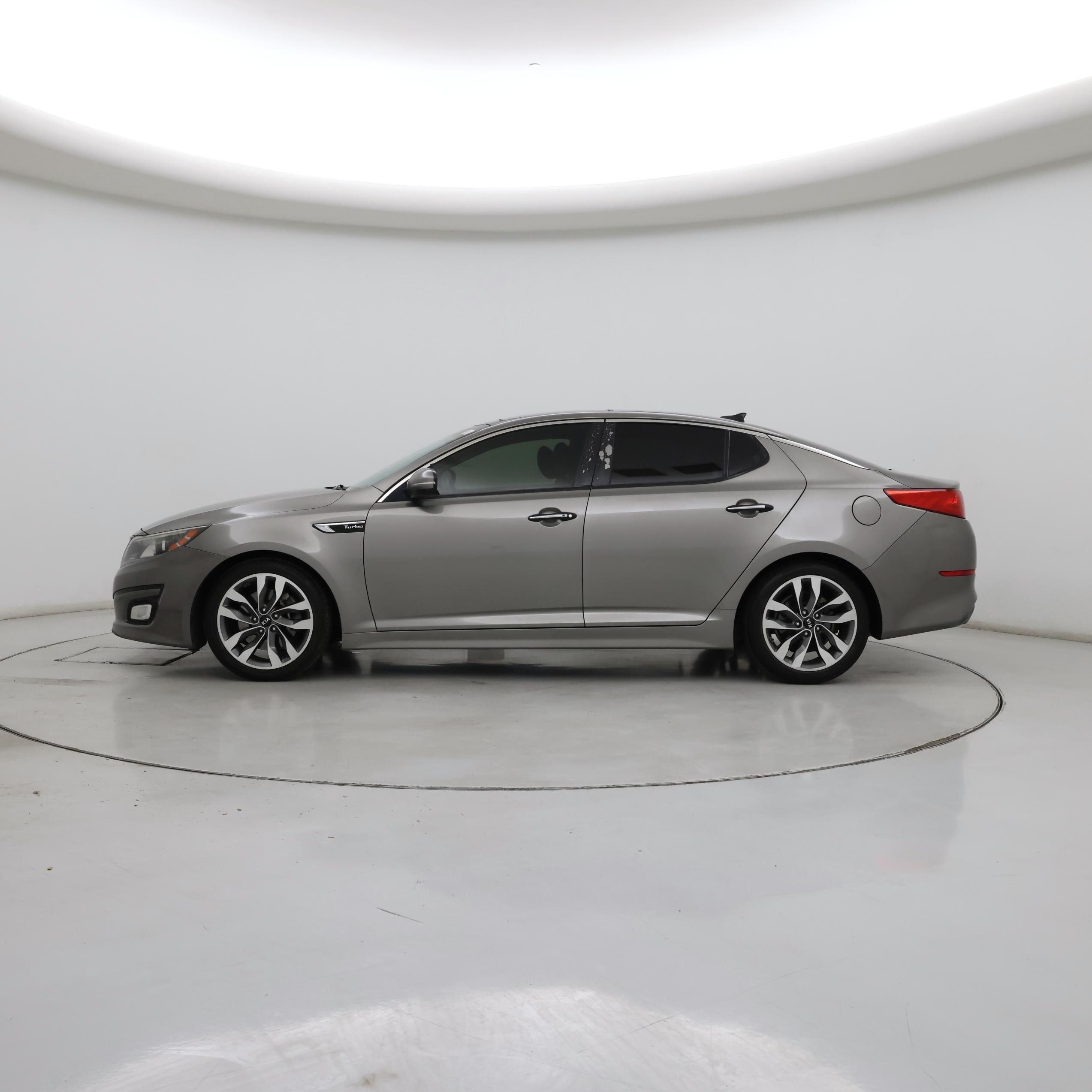 Thumbnail: 2015 Kia Optima - 3