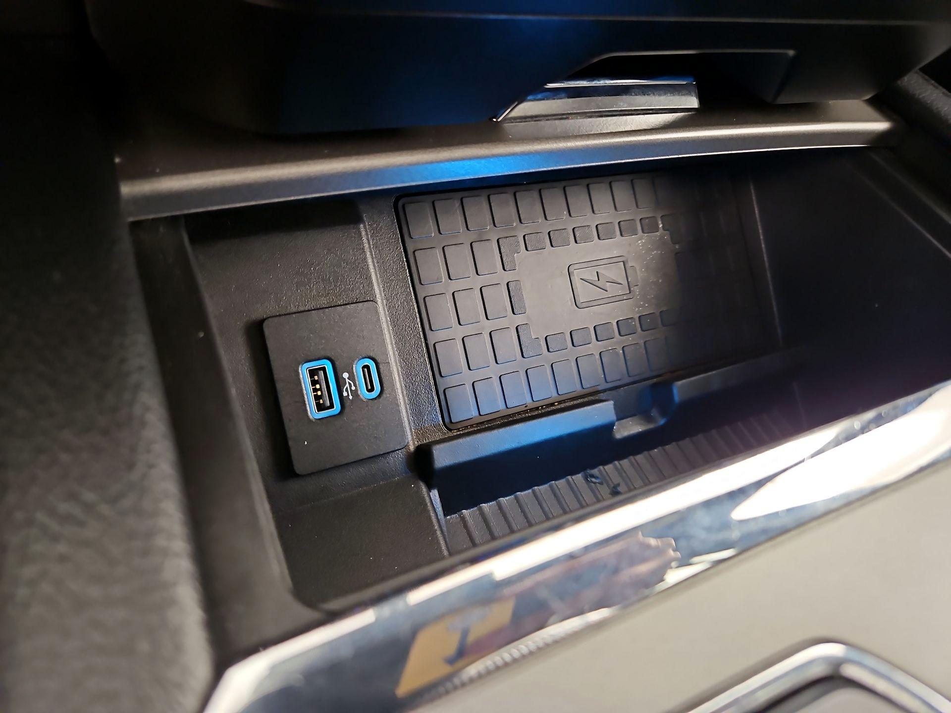 Thumbnail: 2021 Ford Expedition - 19