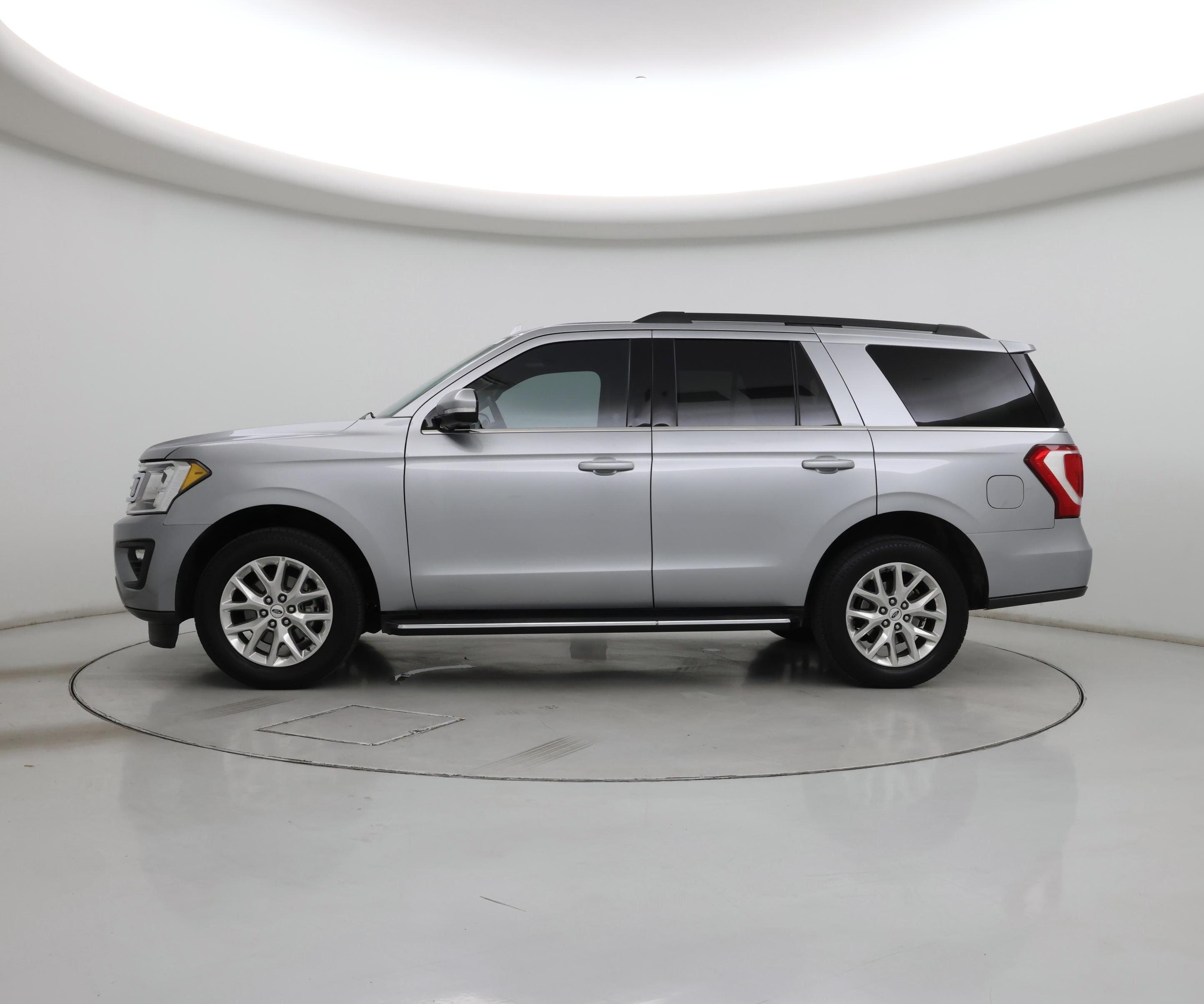 Thumbnail: 2021 Ford Expedition - 3