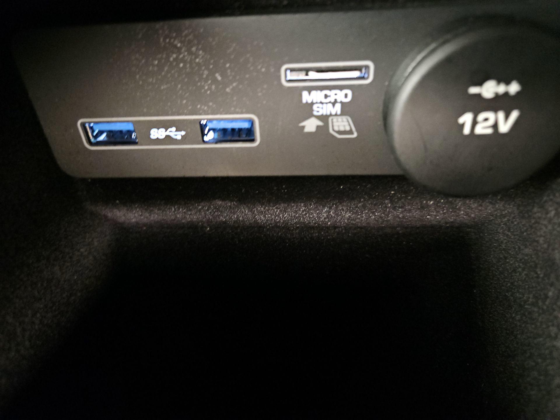 Thumbnail: 2020 Jaguar F-Type - 19