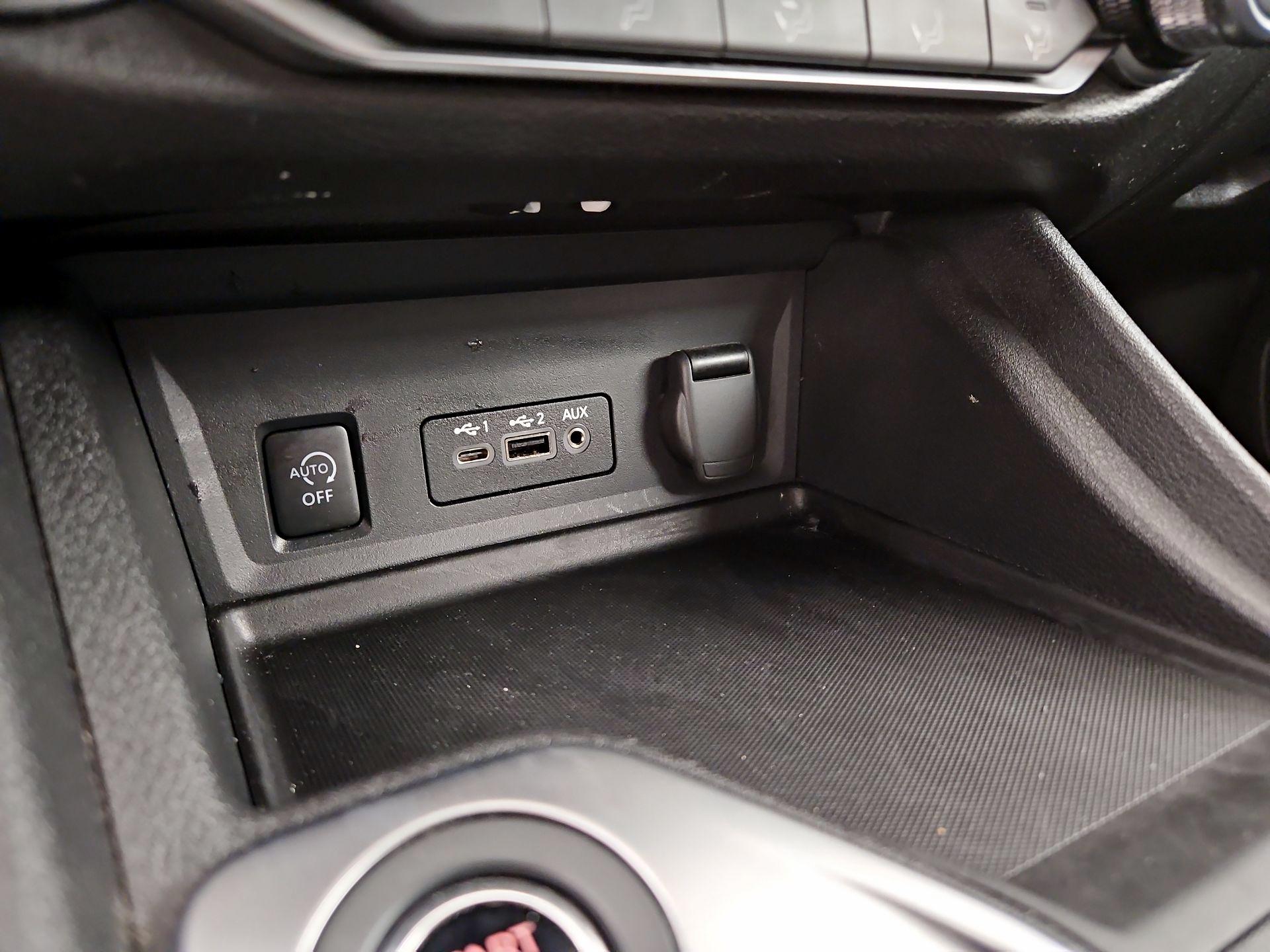 Thumbnail: 2024 Nissan Sentra - 18