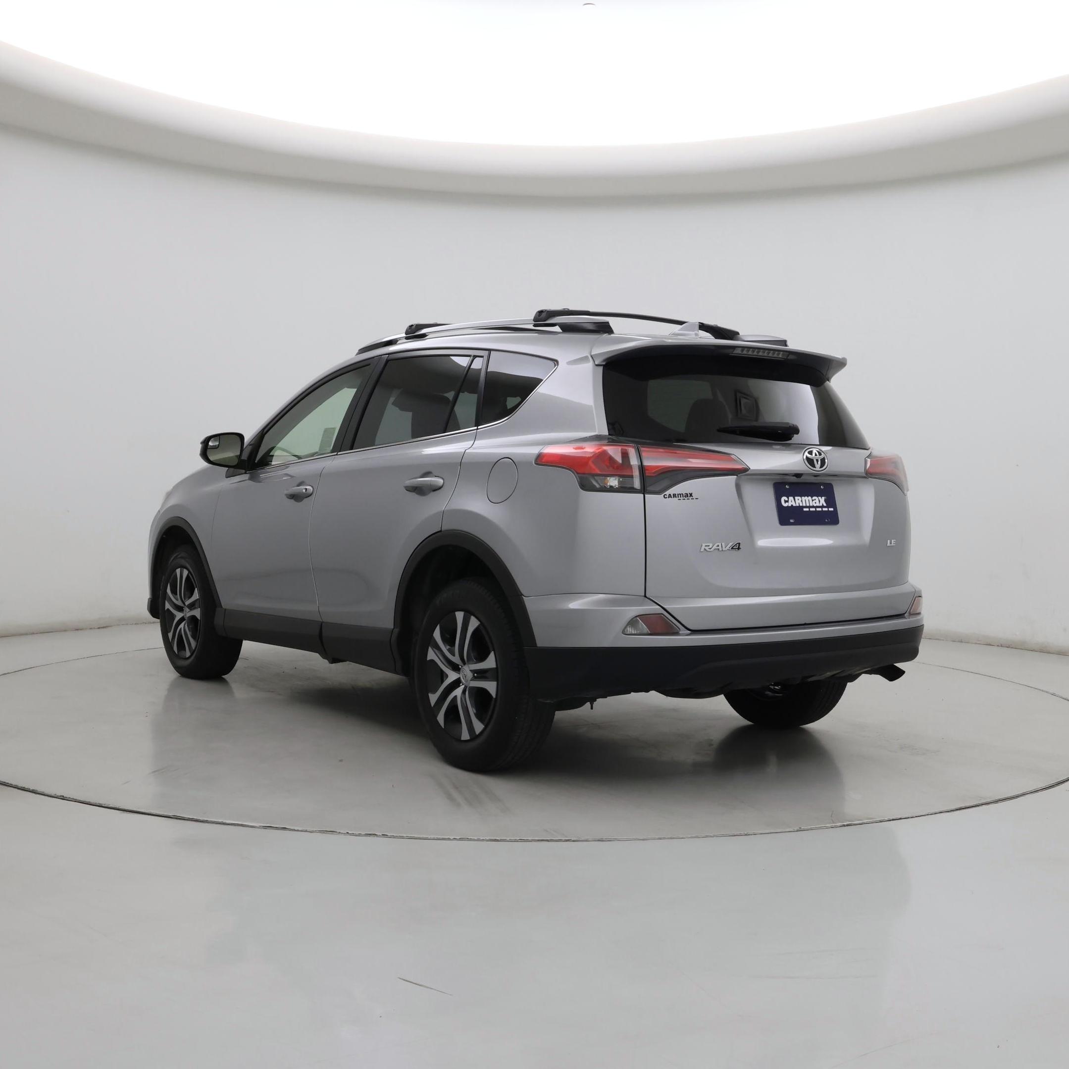 Thumbnail: 2018 Toyota RAV4 - 2