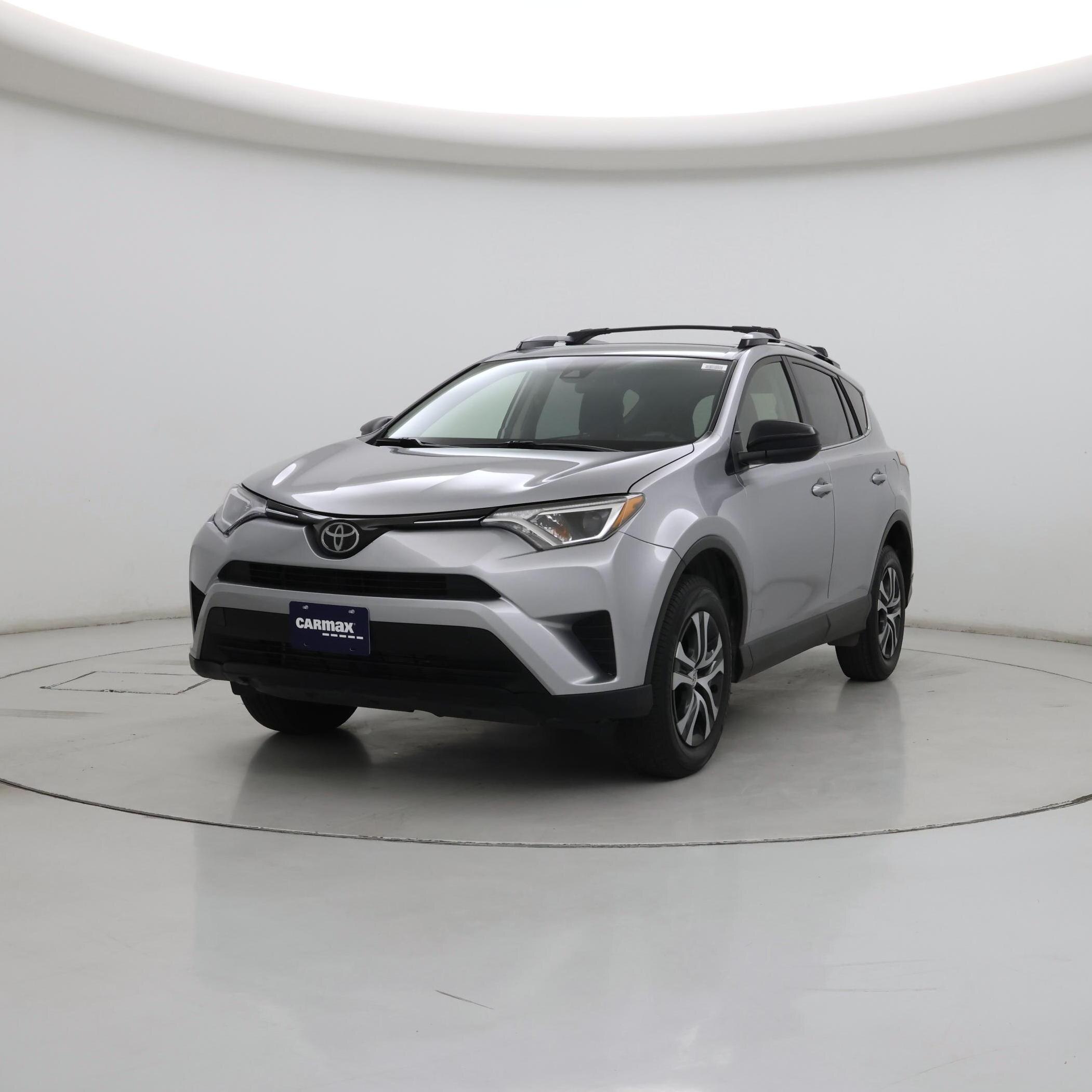 Thumbnail: 2018 Toyota RAV4 - 4