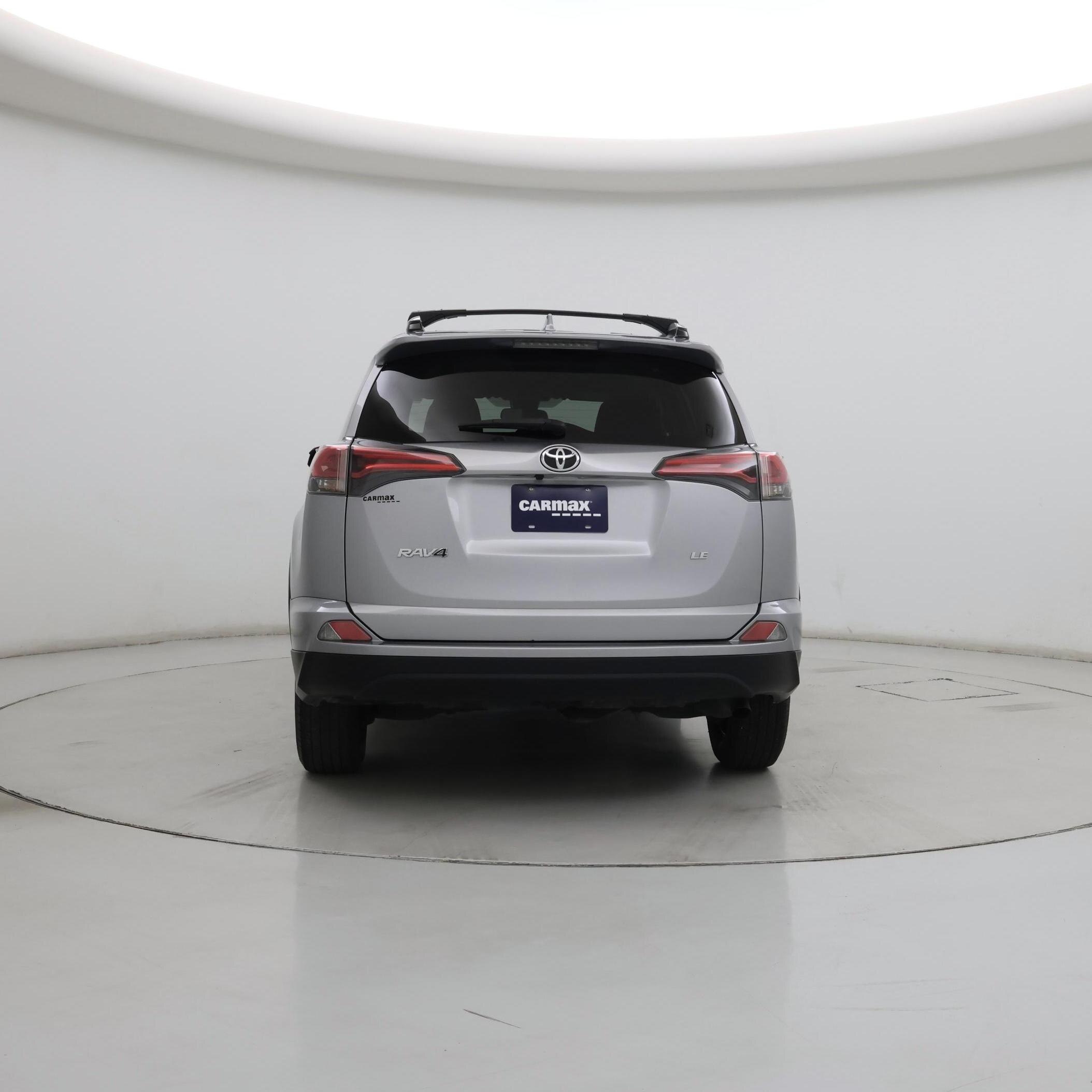 Thumbnail: 2018 Toyota RAV4 - 6