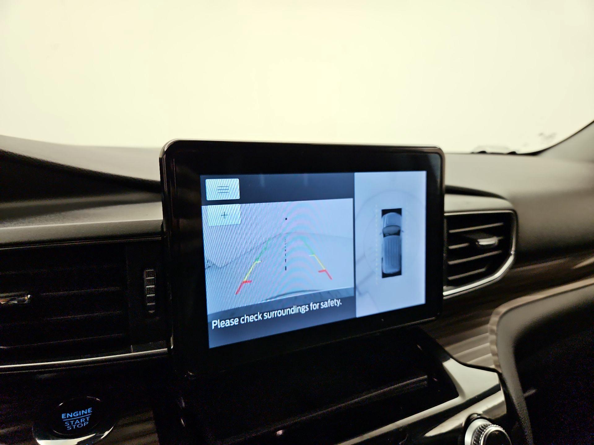 Thumbnail: 2022 Ford Explorer - 15