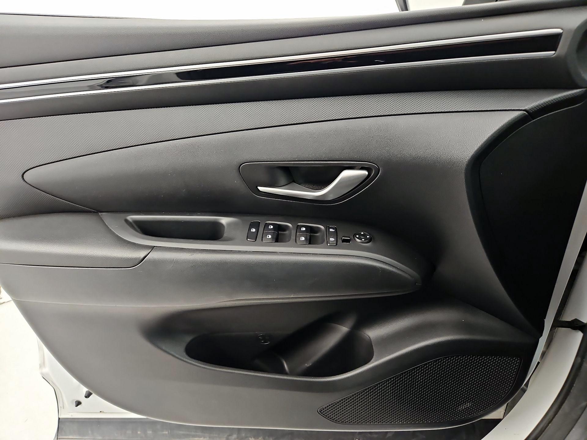 Thumbnail: 2022 Hyundai Tucson - 12