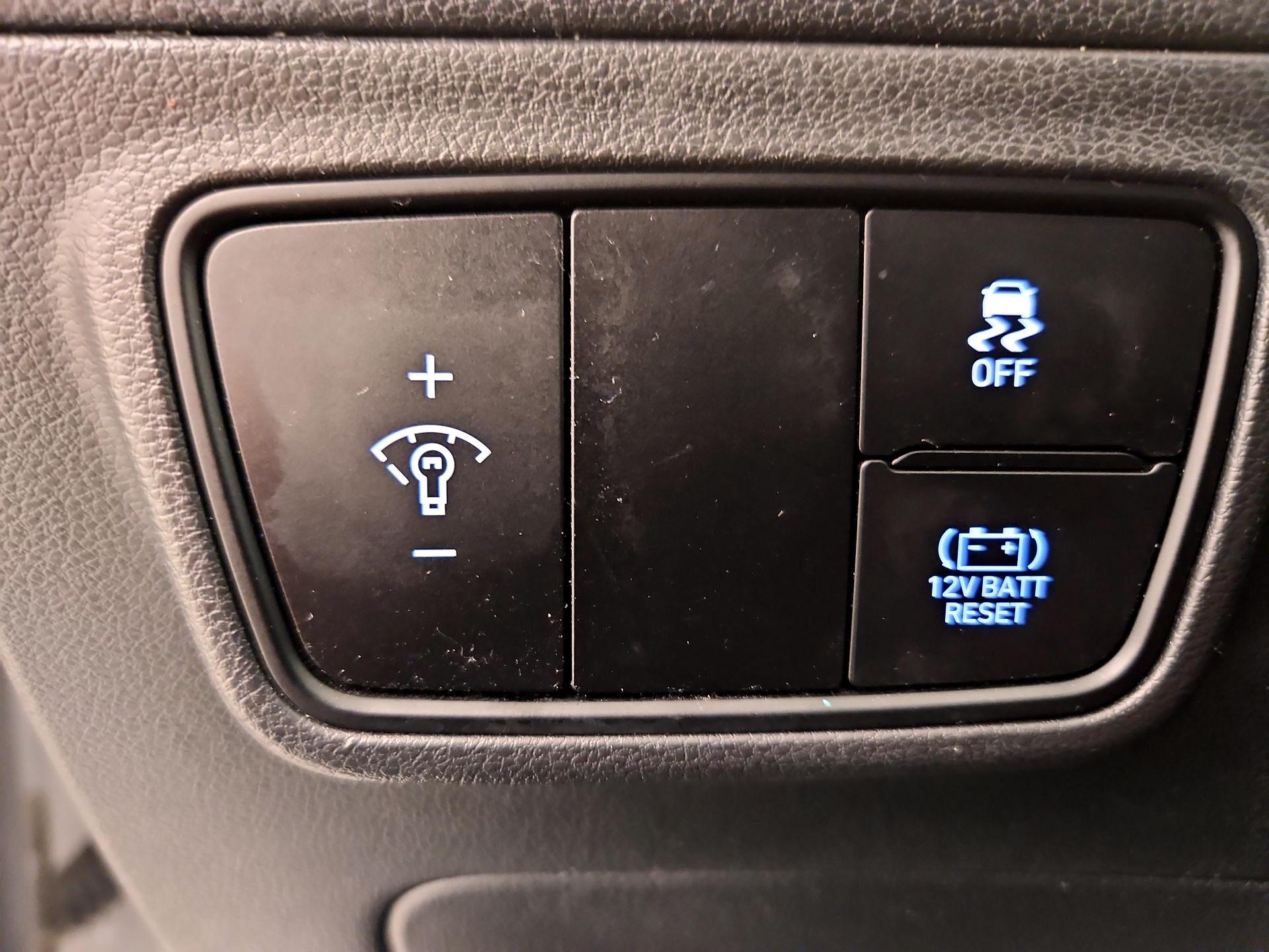 Thumbnail: 2022 Hyundai Tucson - 13