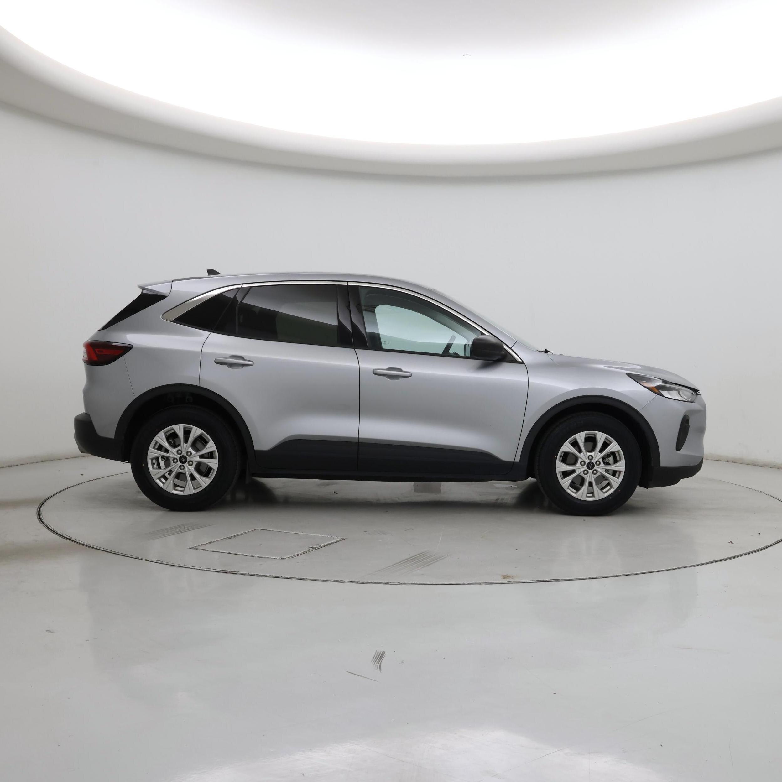 Thumbnail: 2023 Ford Escape - 7