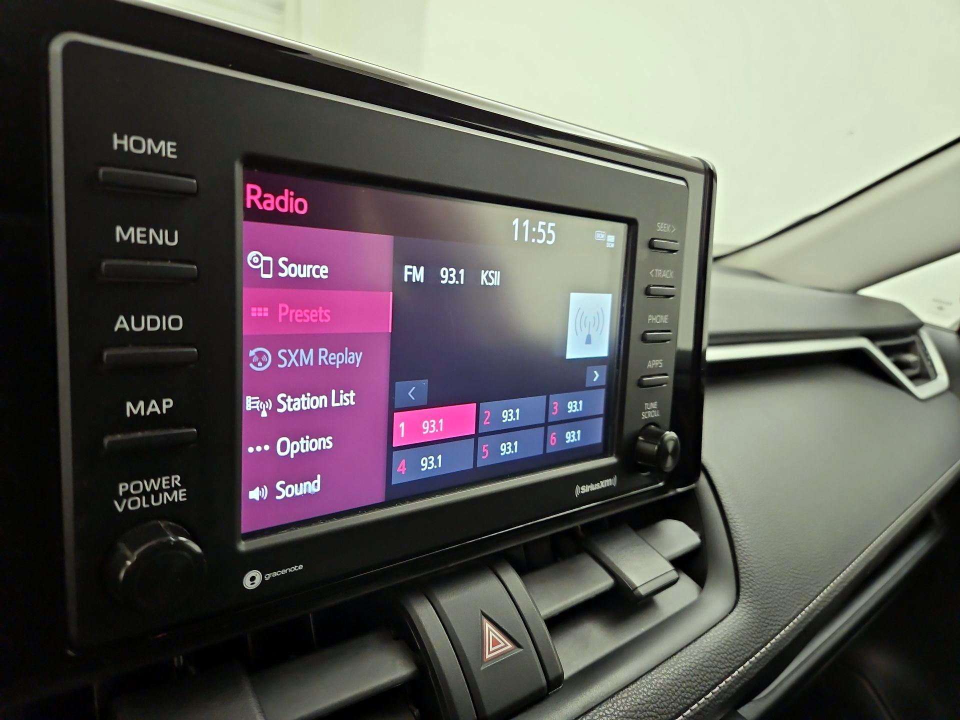 Thumbnail: 2021 Toyota RAV4 - 15