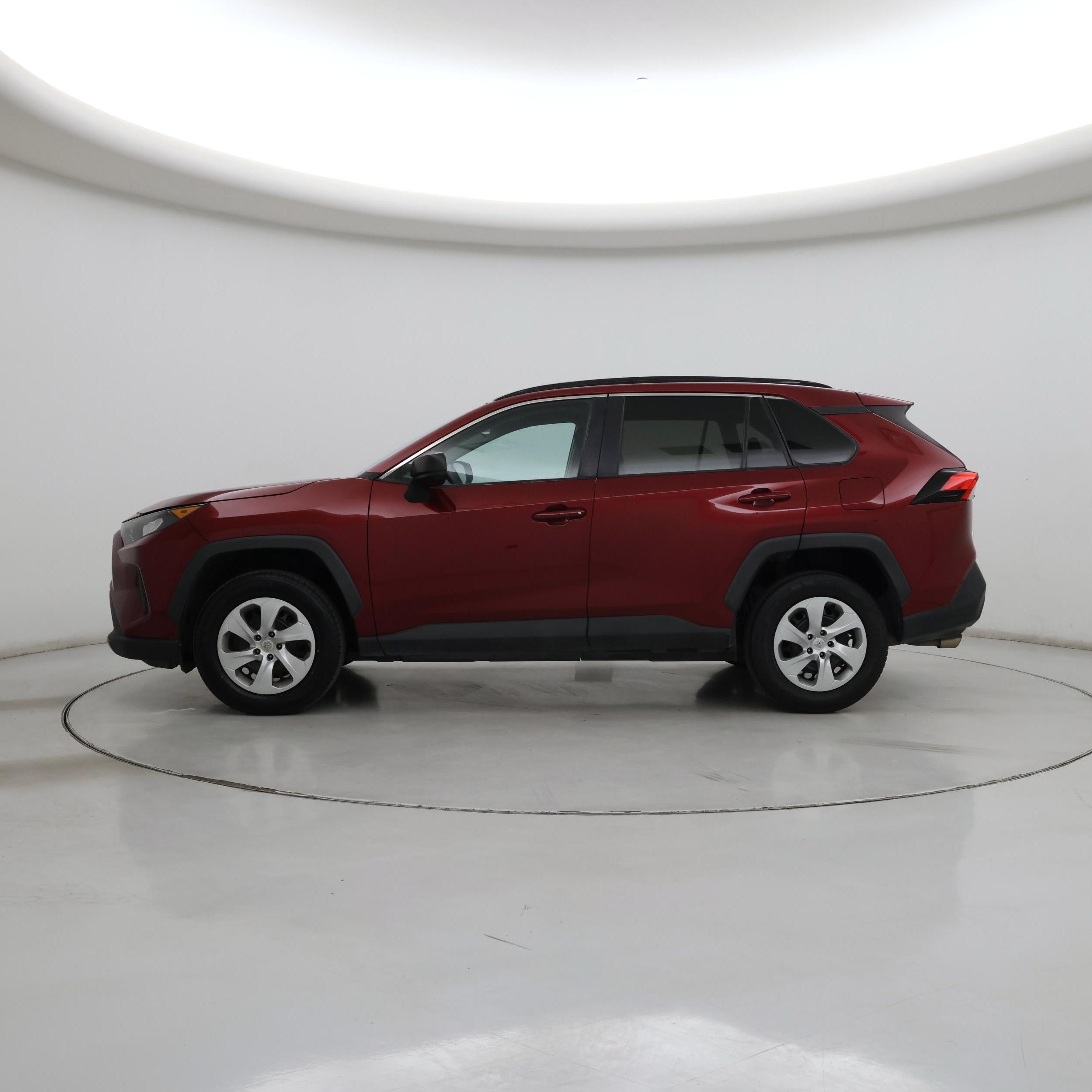 Thumbnail: 2021 Toyota RAV4 - 3