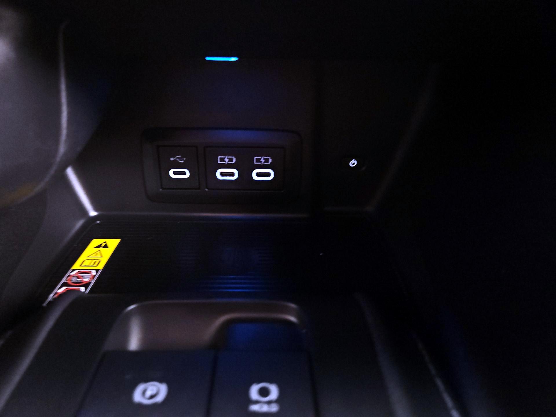 Thumbnail: 2024 Toyota Venza - 18