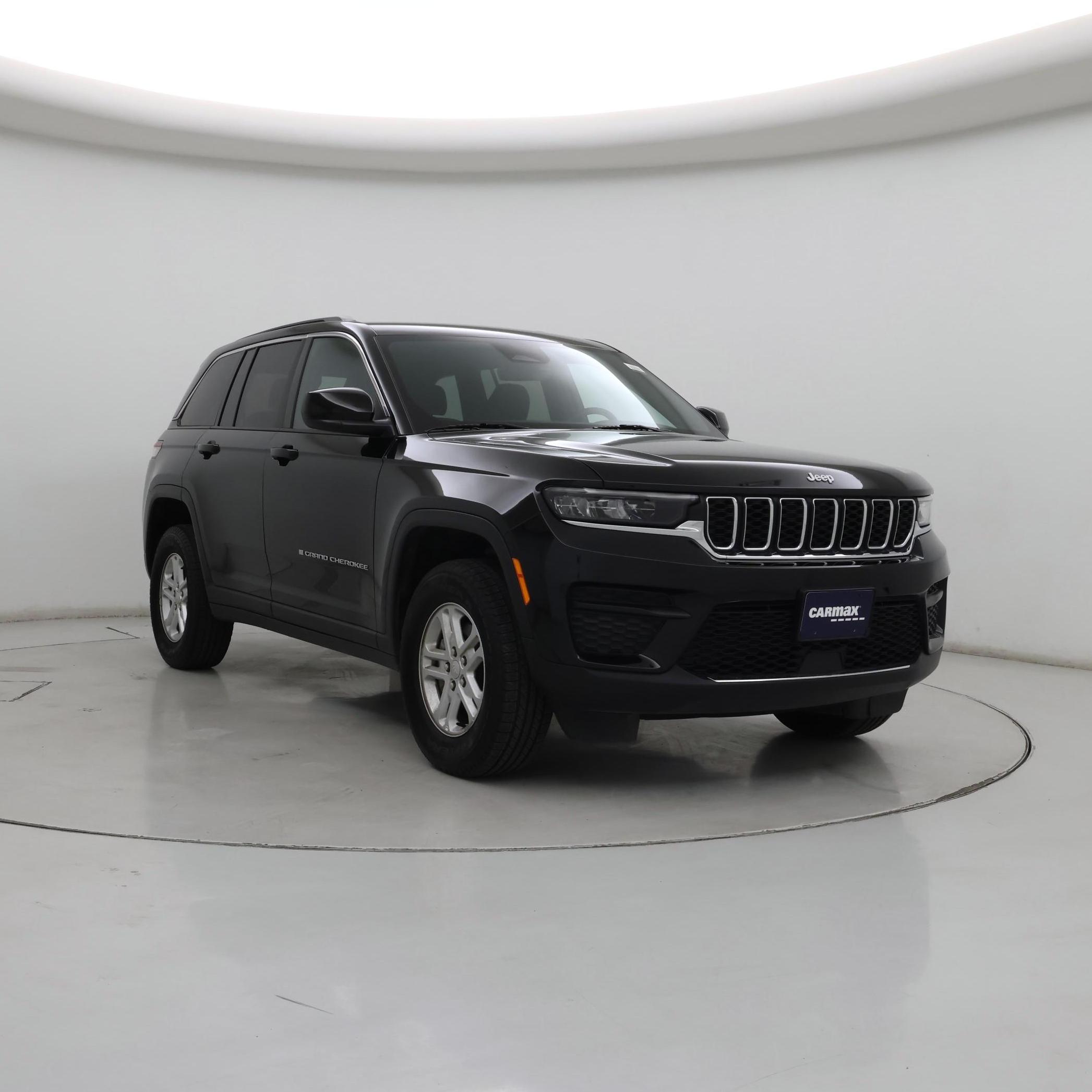2025 Jeep Grand Cherokee Laredo RWD