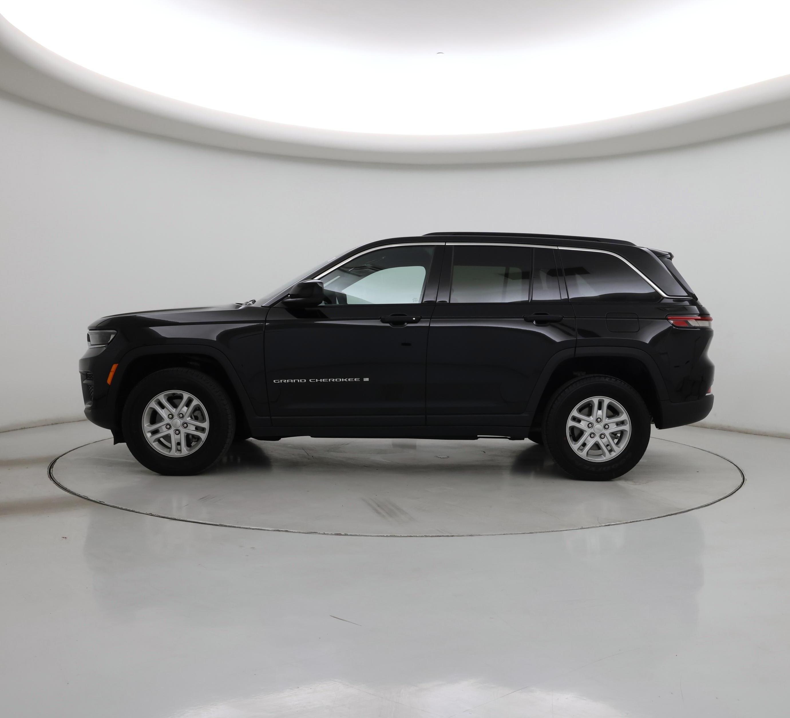 Thumbnail: 2025 Jeep Grand Cherokee - 3