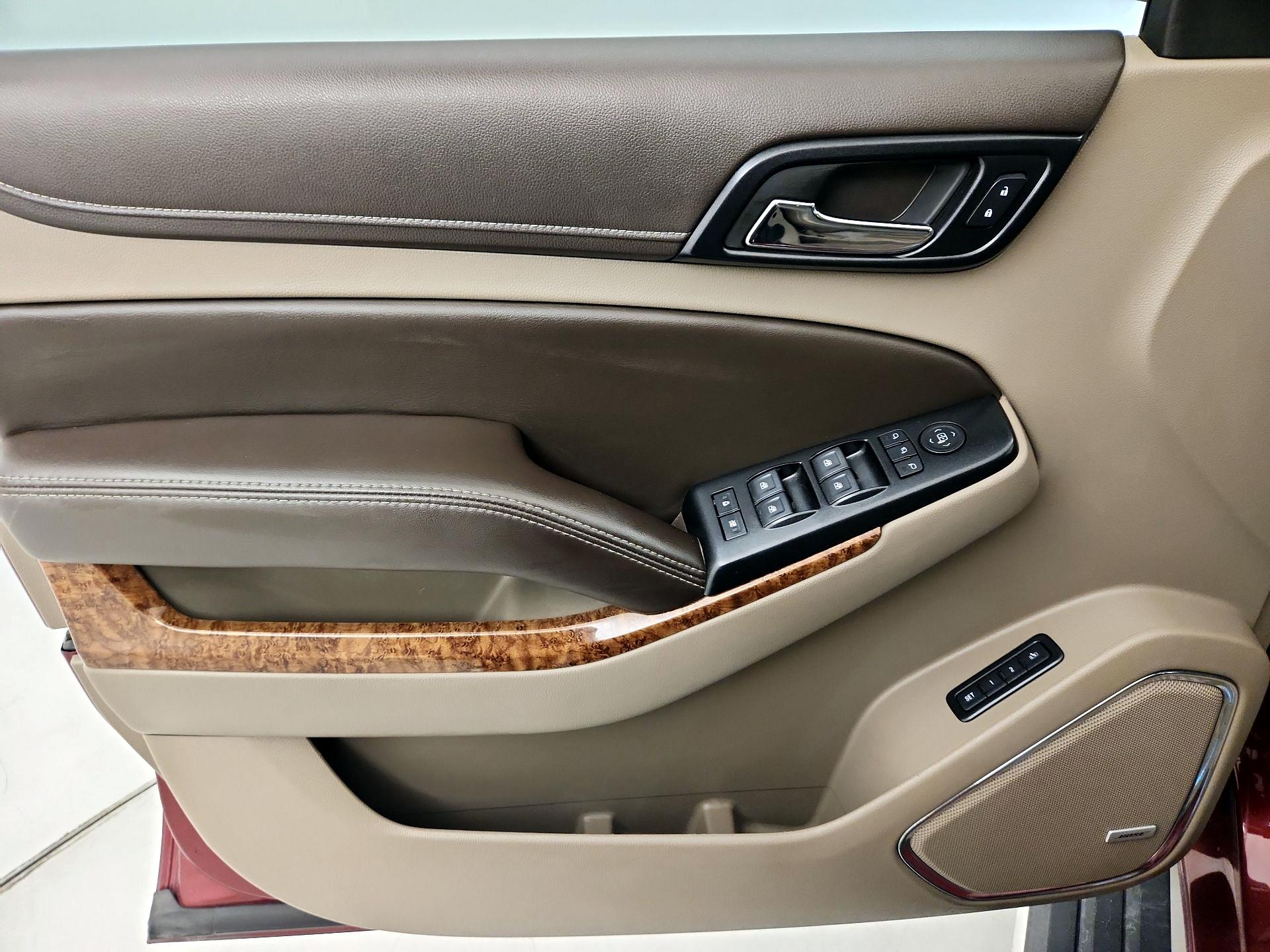 Thumbnail: 2018 Chevrolet Tahoe - 12