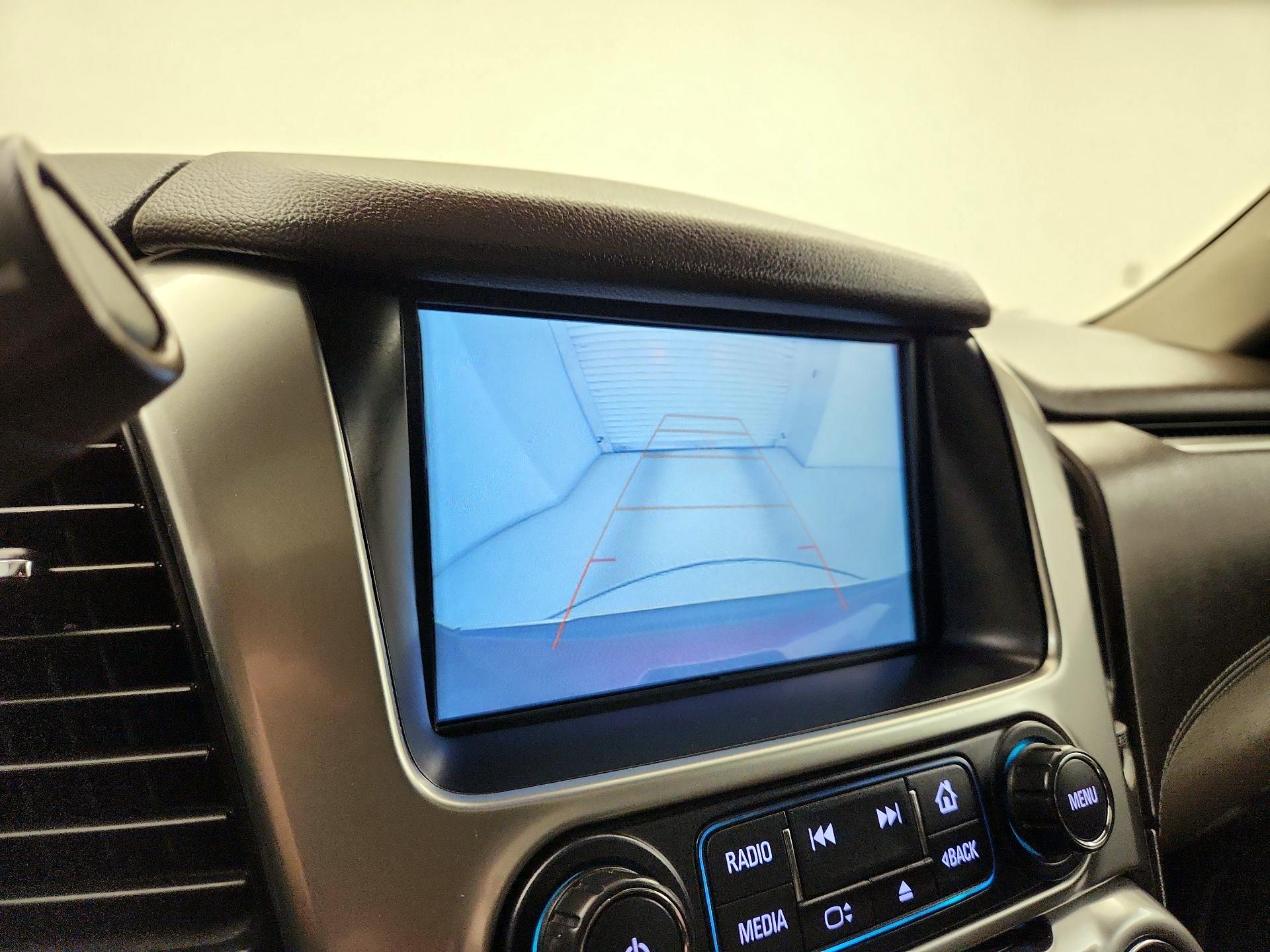 Thumbnail: 2018 Chevrolet Tahoe - 15