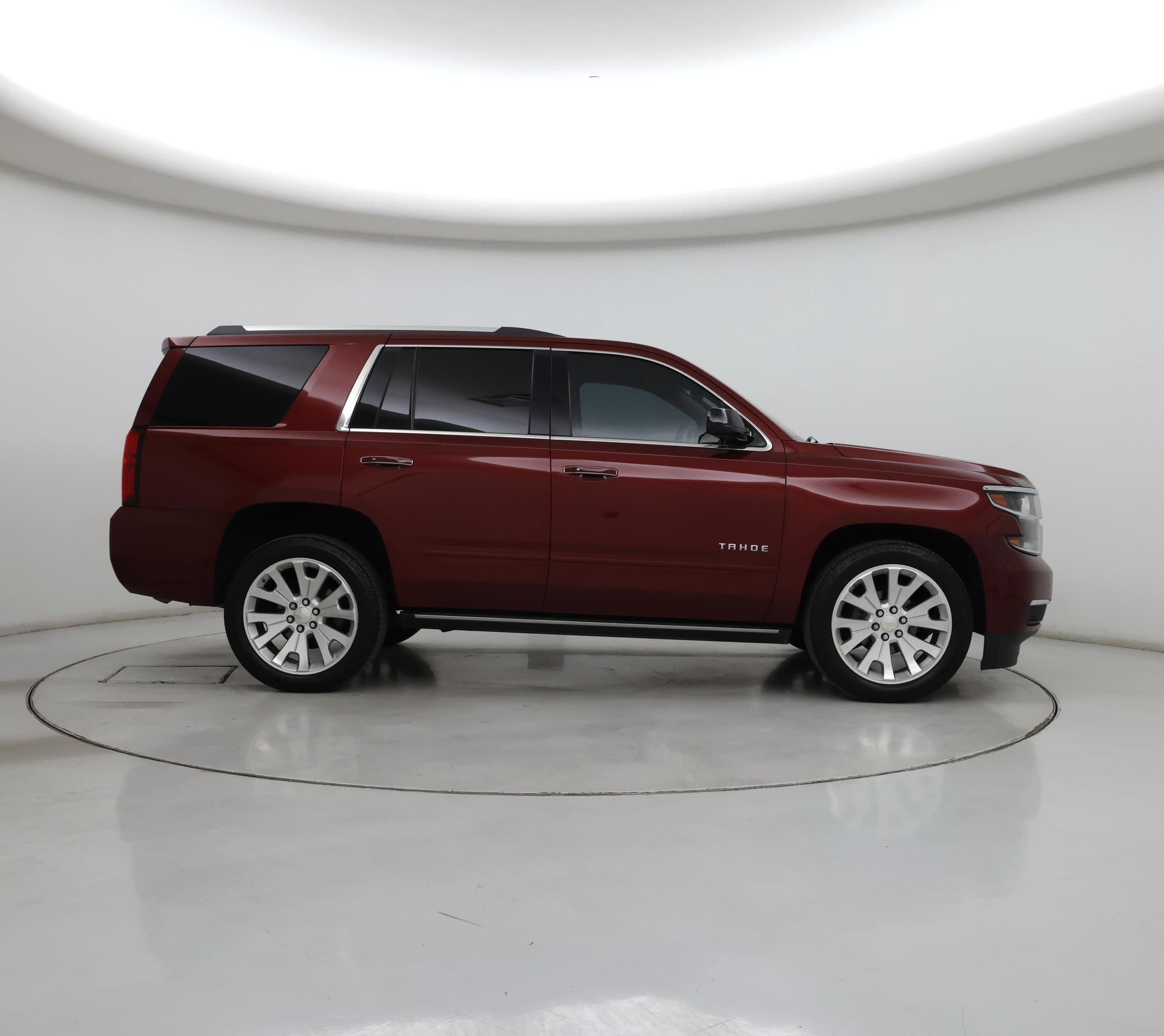 Thumbnail: 2018 Chevrolet Tahoe - 7