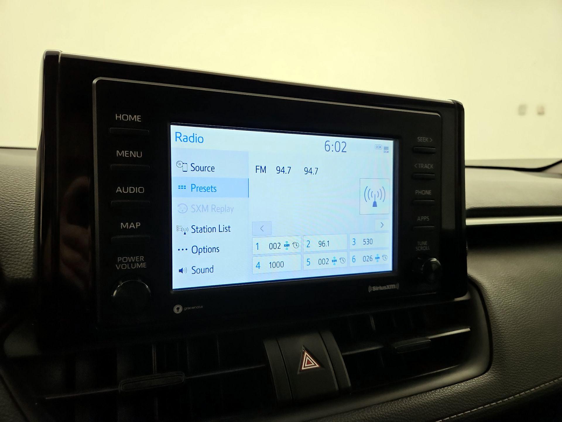 Thumbnail: 2020 Toyota RAV4 - 15