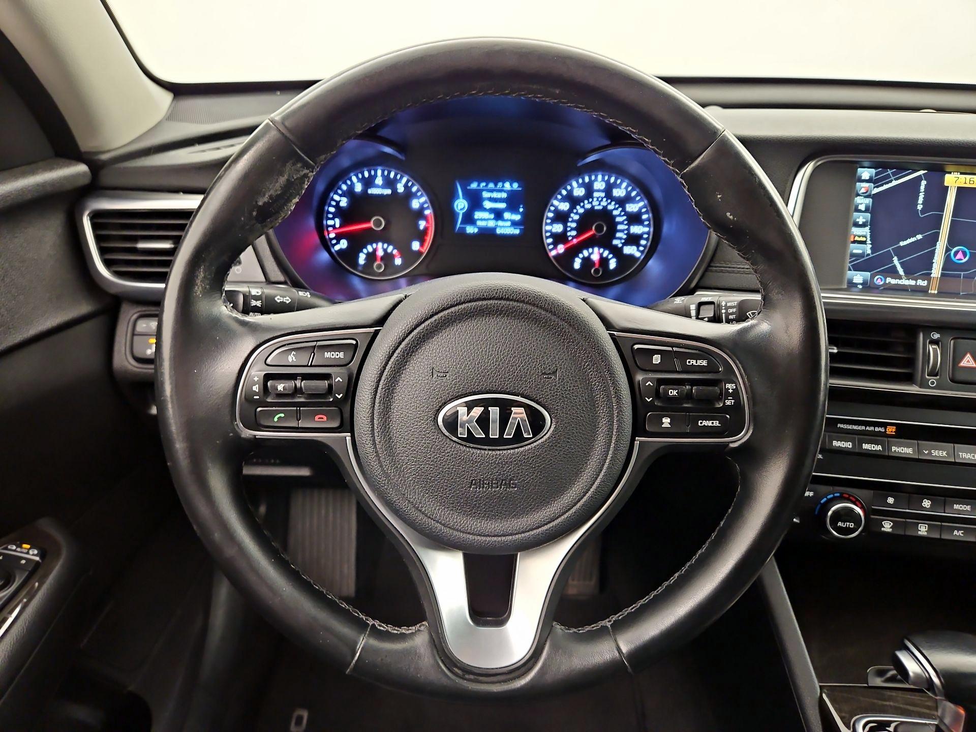 Thumbnail: 2017 Kia Optima - 10