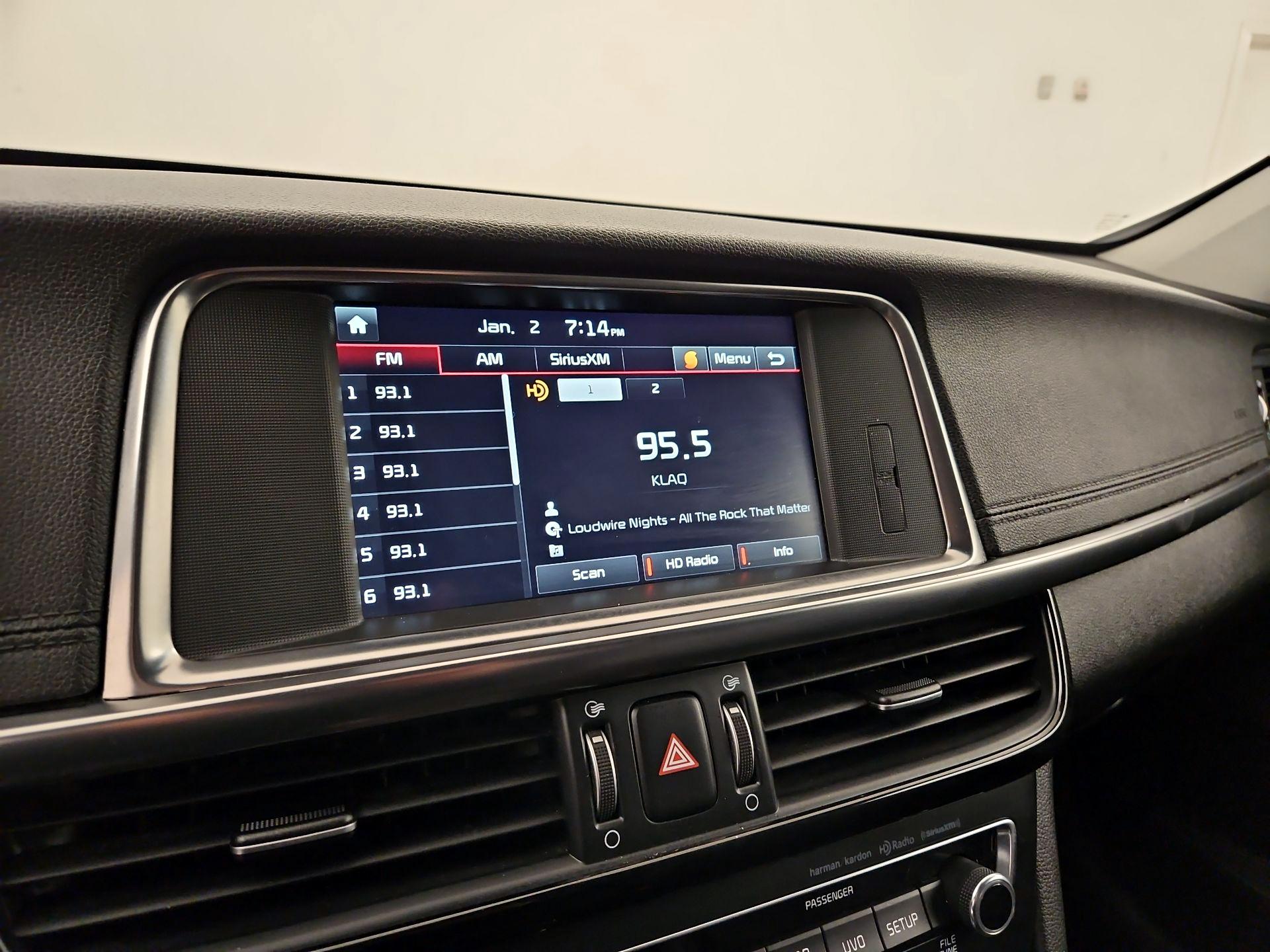 Thumbnail: 2017 Kia Optima - 16