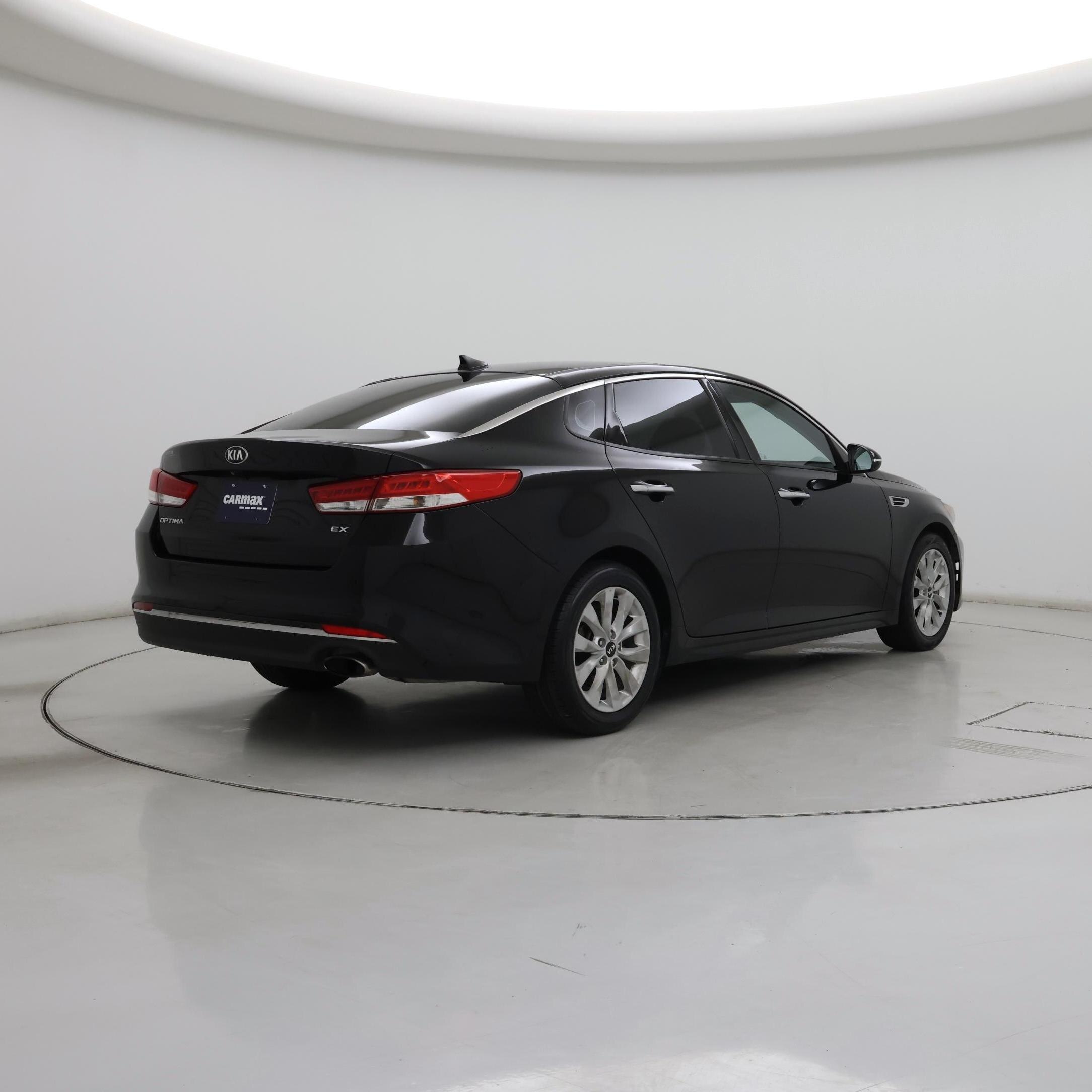 Thumbnail: 2017 Kia Optima - 8