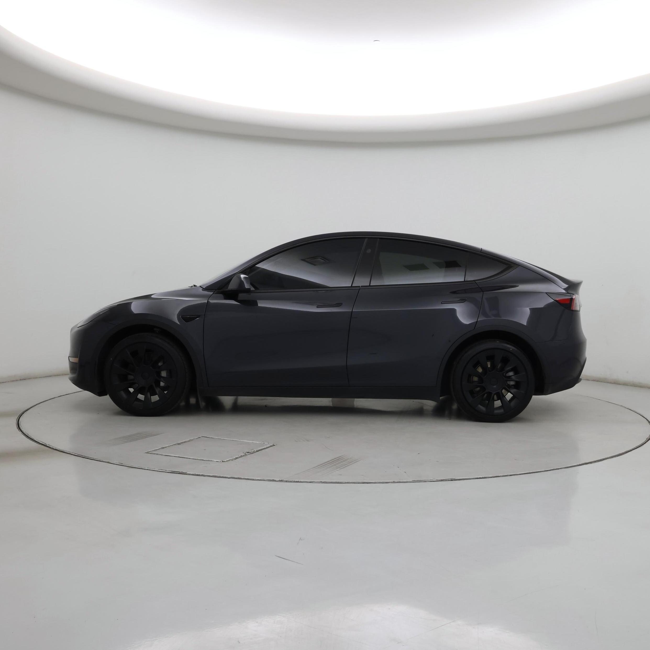 Thumbnail: 2024 Tesla Model Y - 3