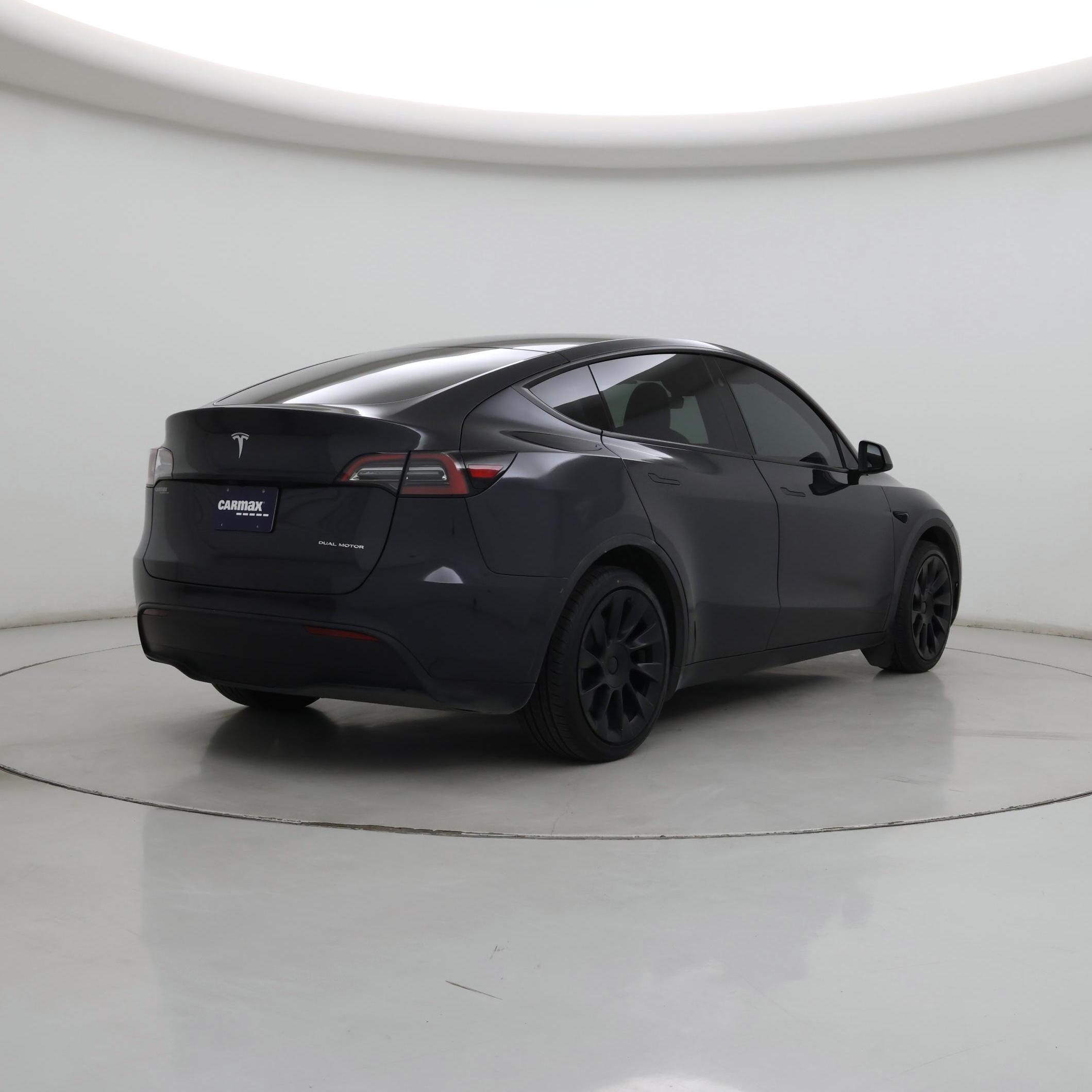Thumbnail: 2024 Tesla Model Y - 8