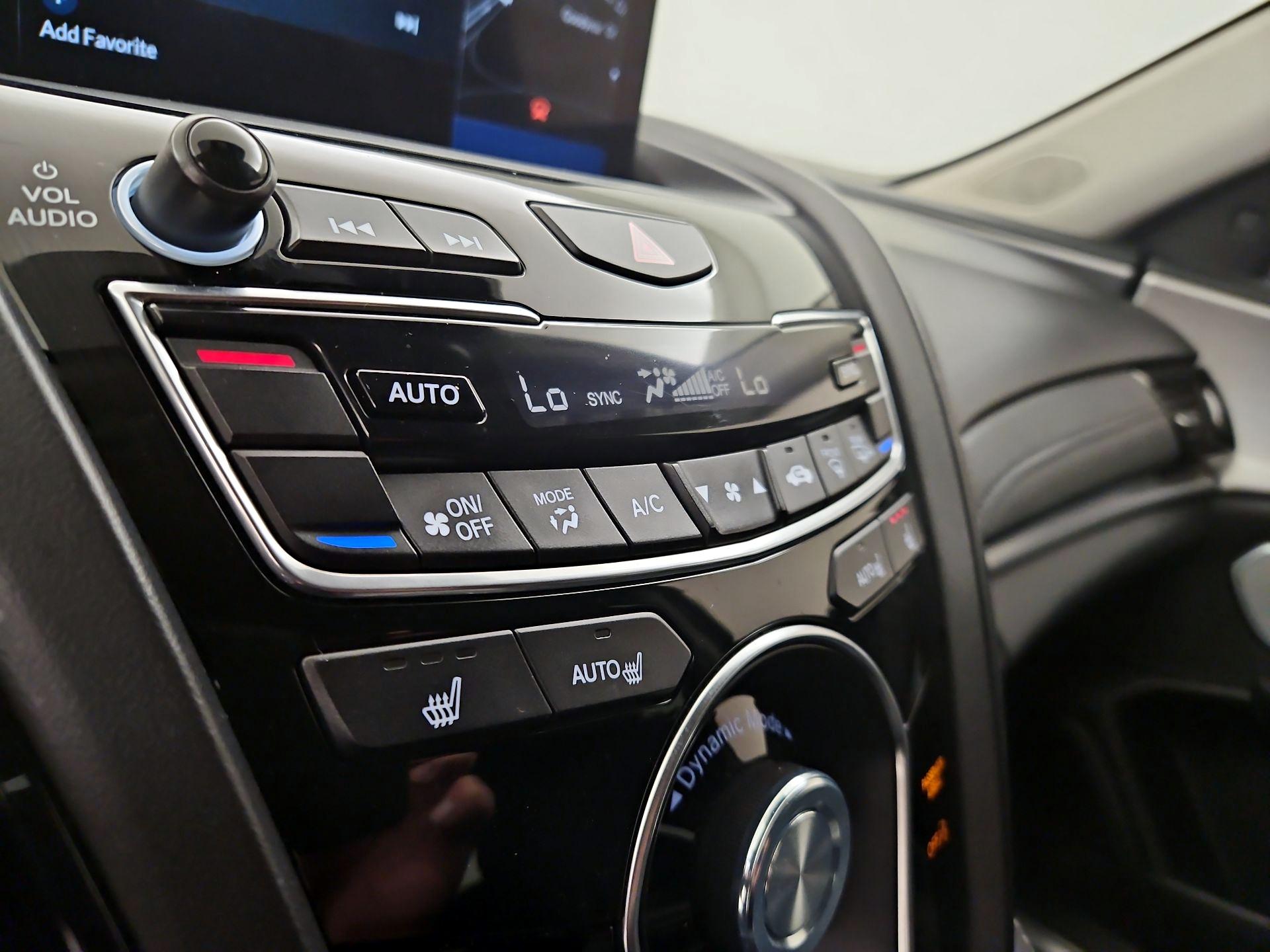 Thumbnail: 2022 Acura RDX - 17