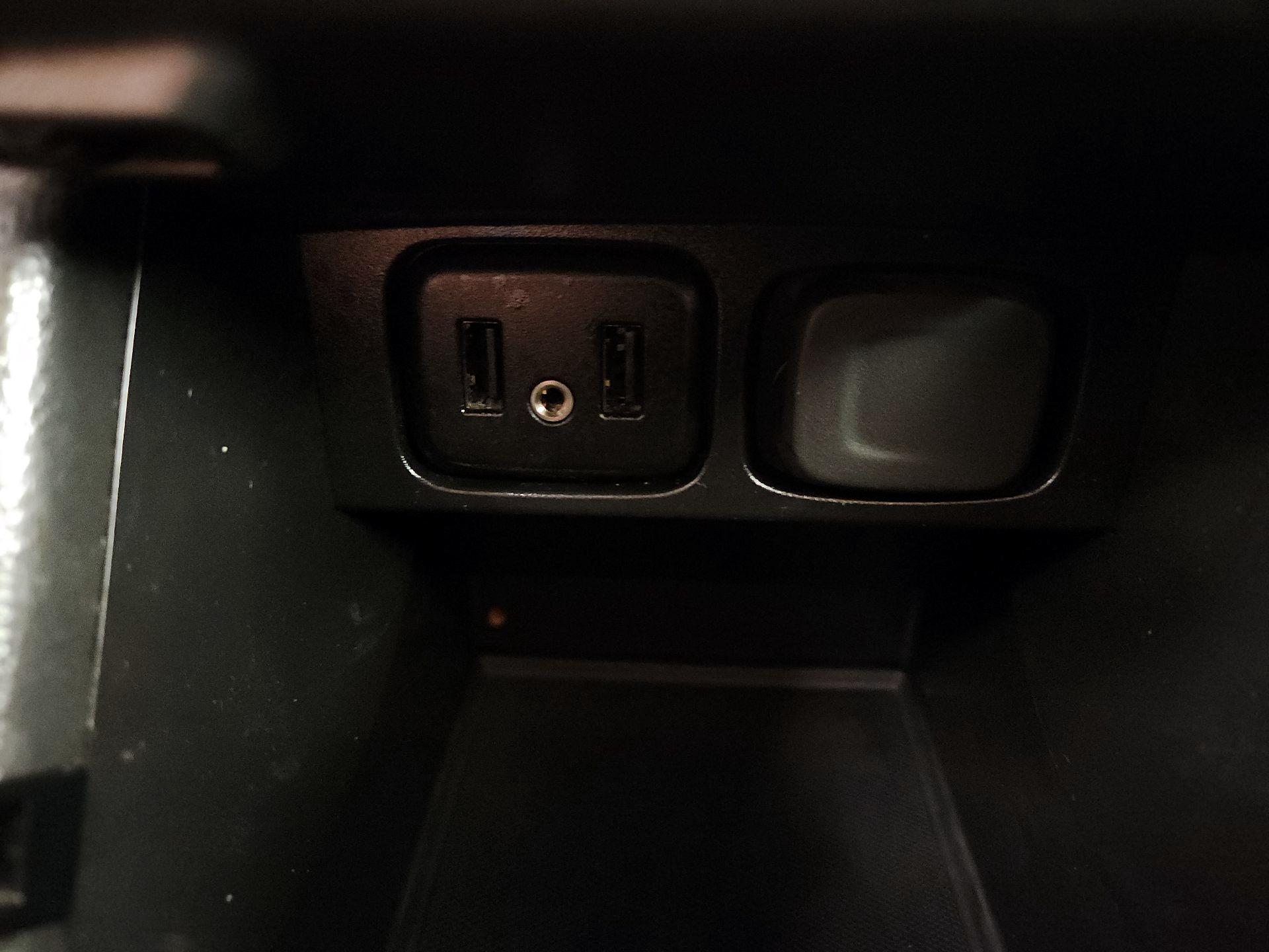 Thumbnail: 2019 Buick Encore - 18