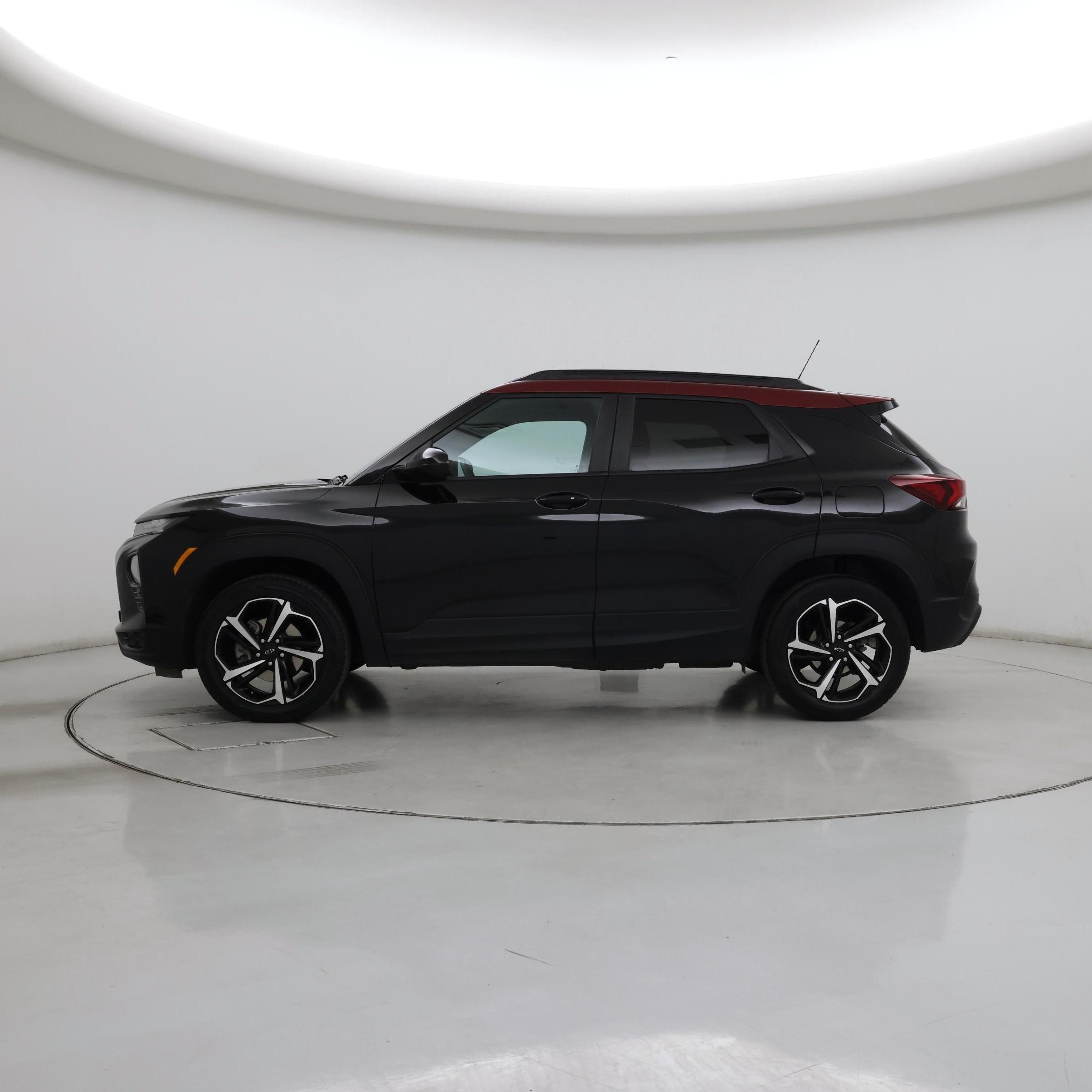 Thumbnail: 2022 Chevrolet TrailBlazer - 3