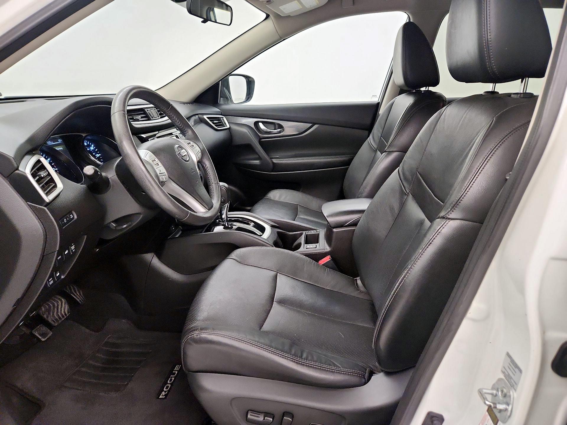 Thumbnail: 2015 Nissan Rogue - 11