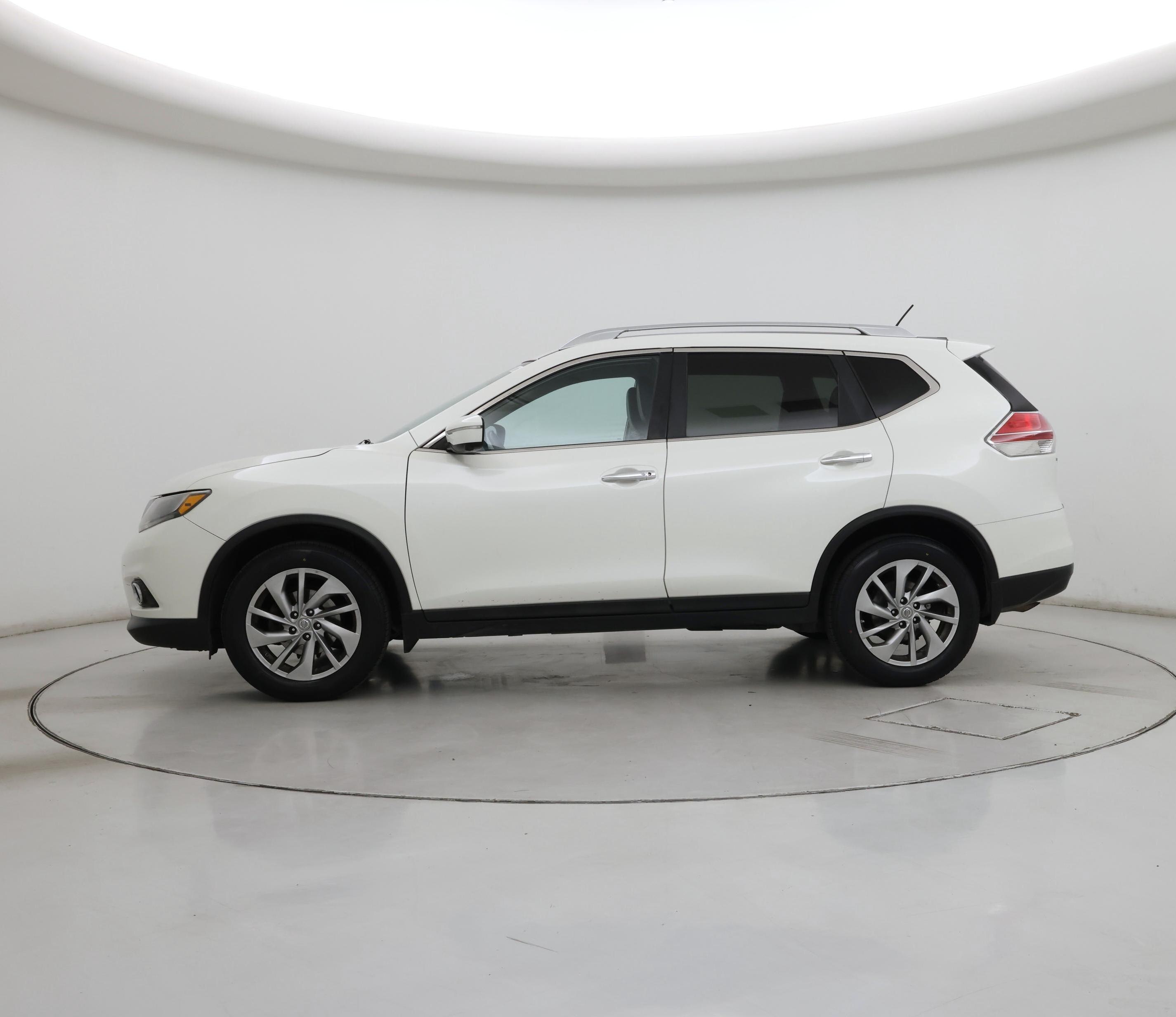 Thumbnail: 2015 Nissan Rogue - 3